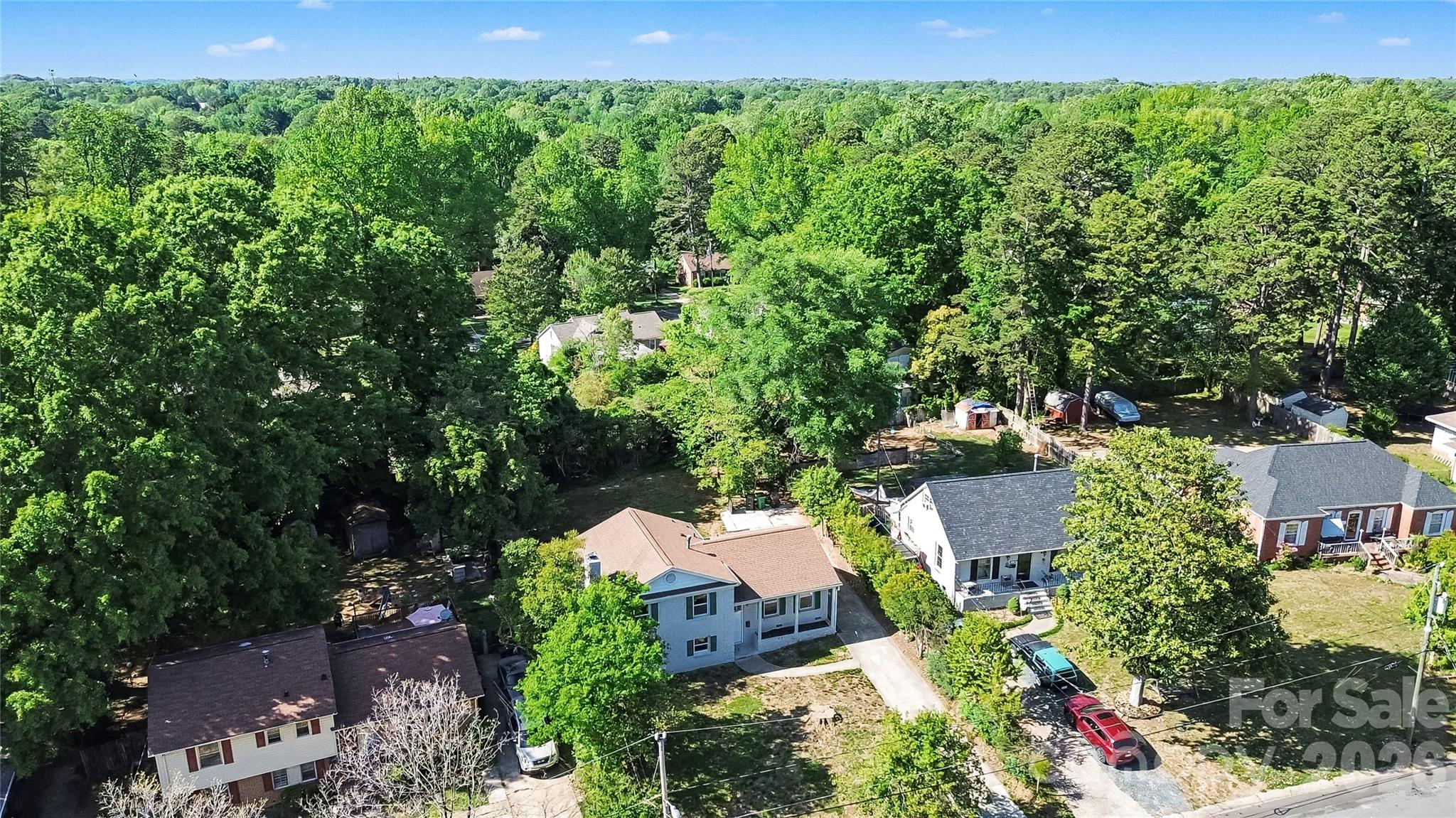 5439 Kerry Lane — Charlotte