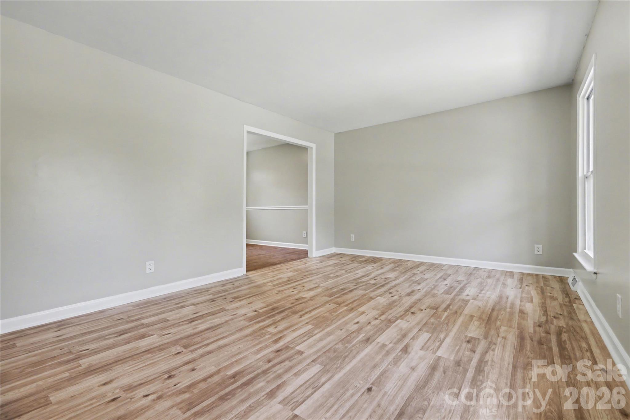 5439 Kerry Lane — Charlotte