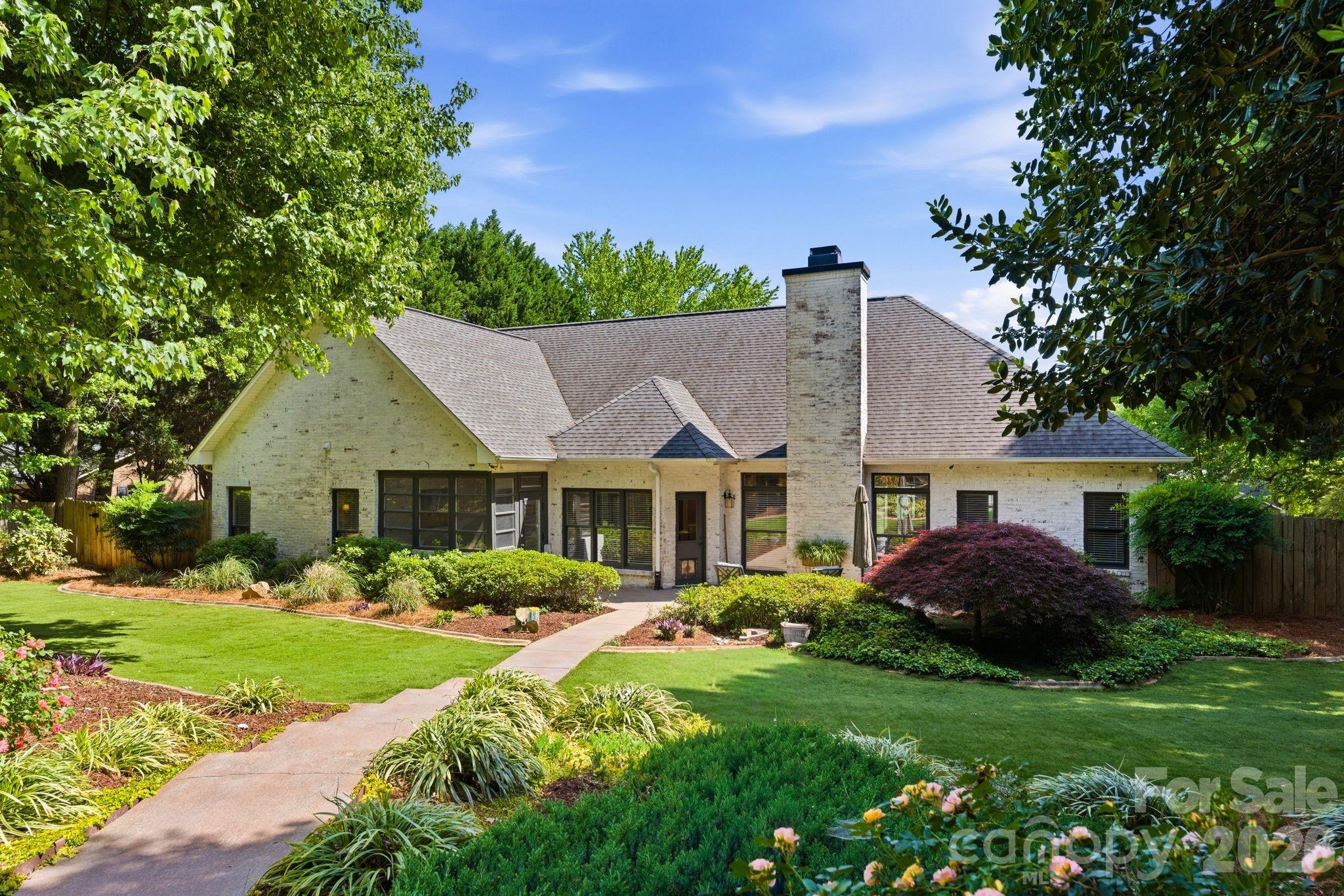 8247 Camelia Lane — Denver