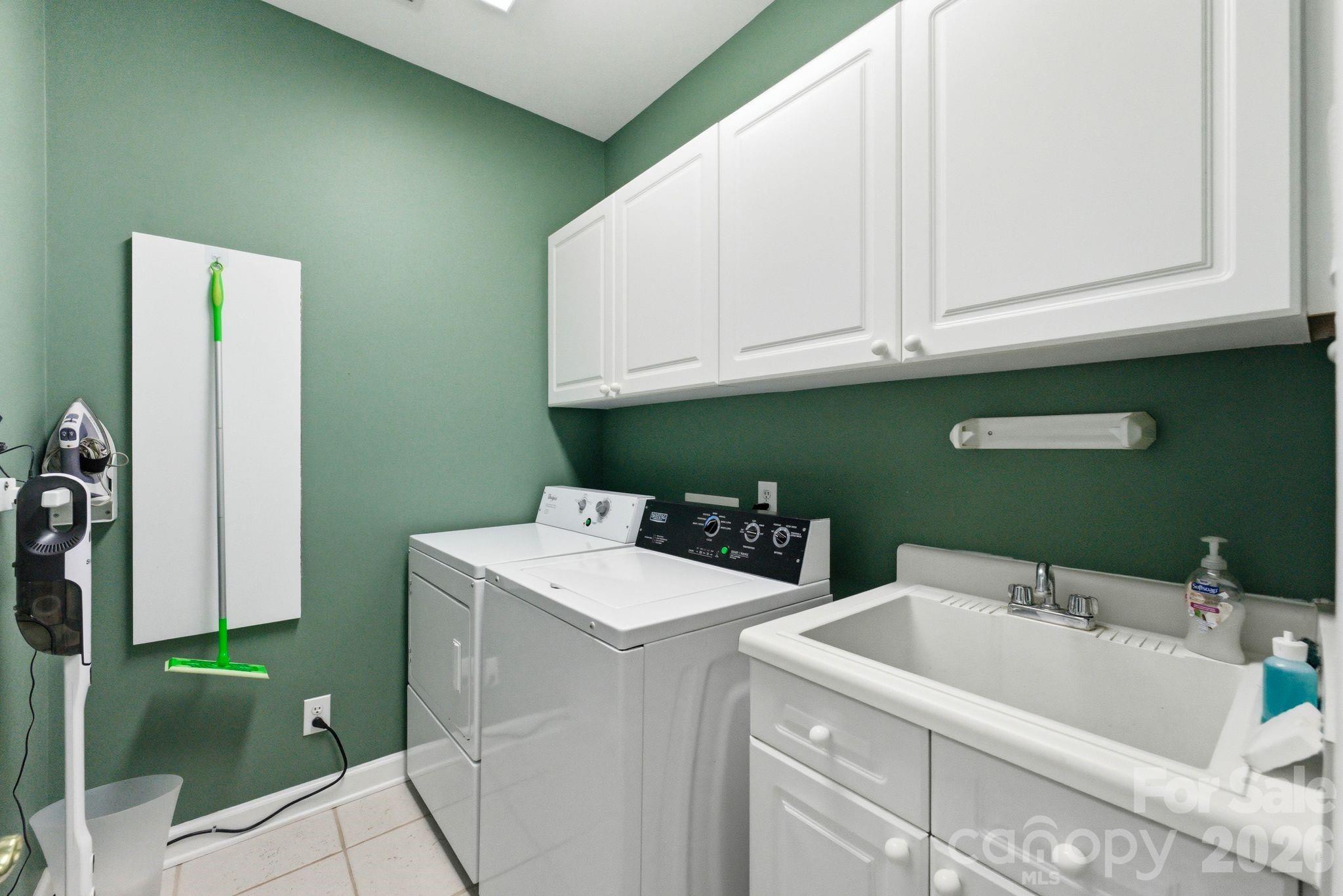 8247 Camelia Lane — Denver