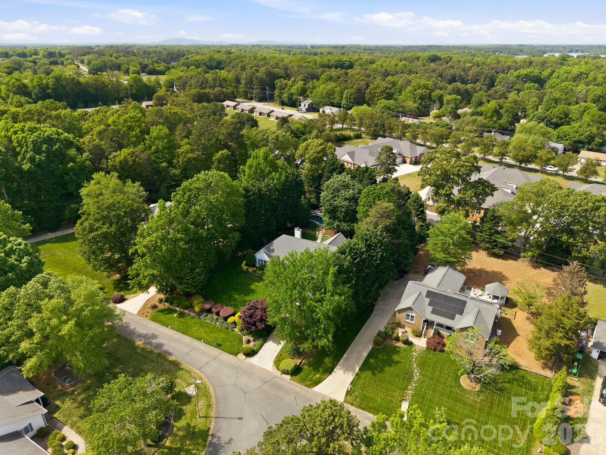 8247 Camelia Lane — Denver