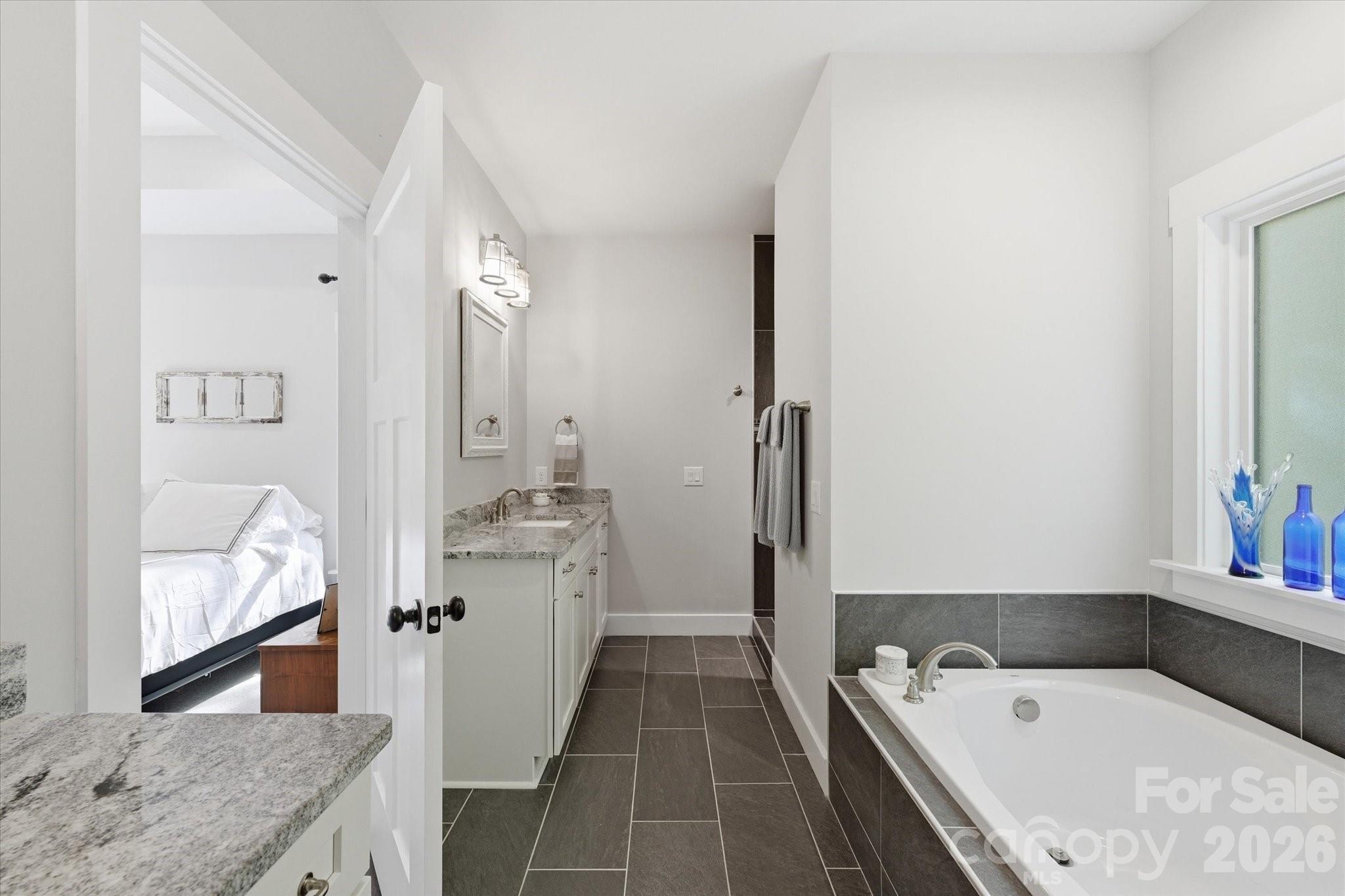 168 Tucker Road — Statesville