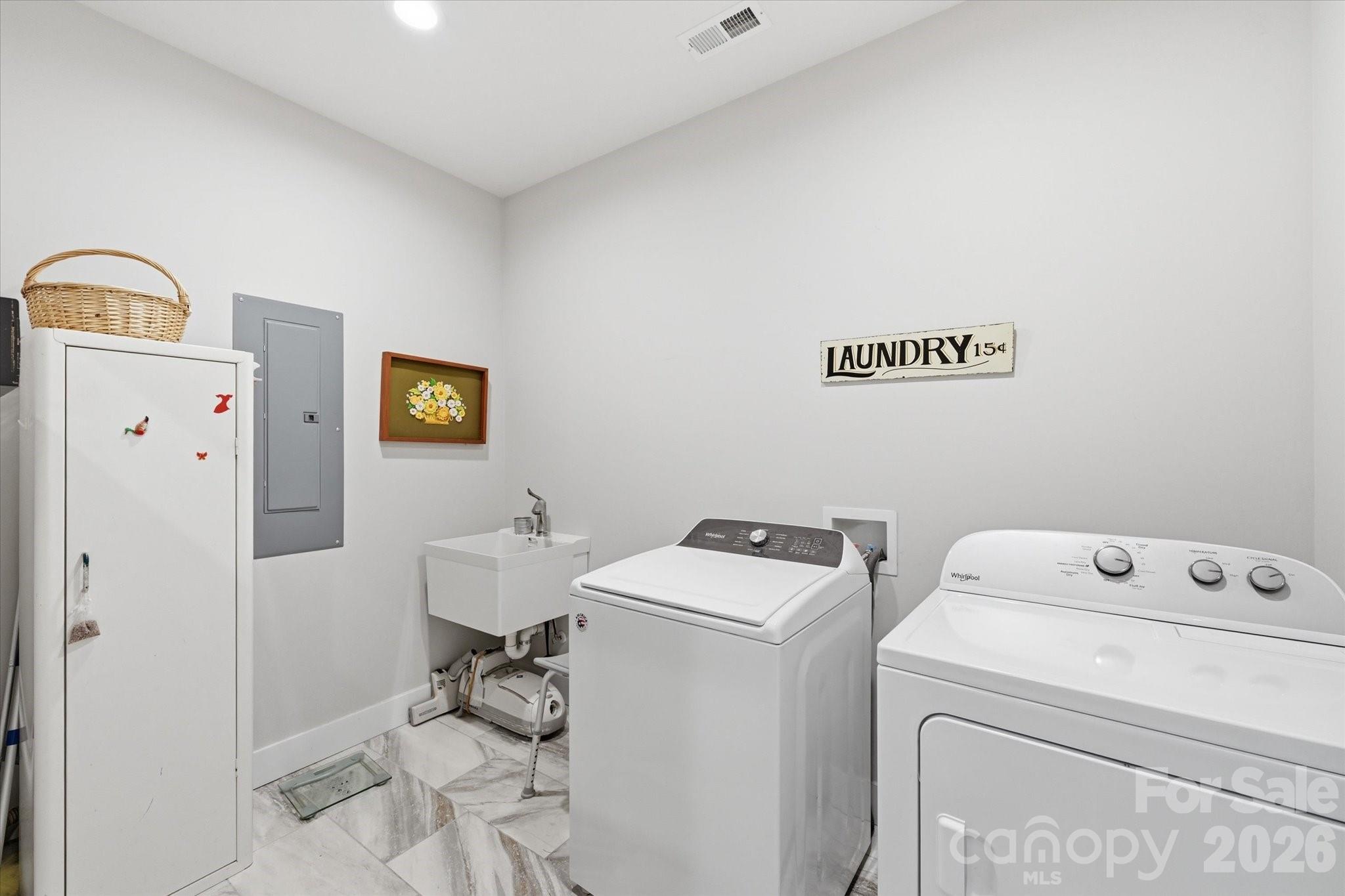 168 Tucker Road — Statesville