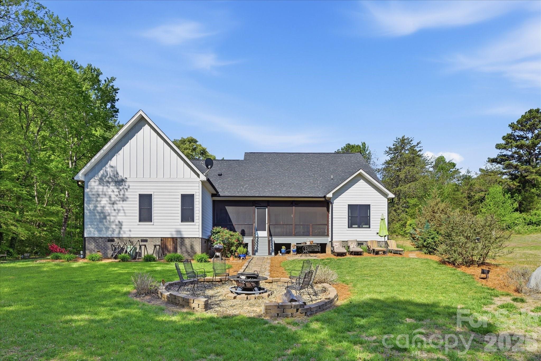 168 Tucker Road — Statesville