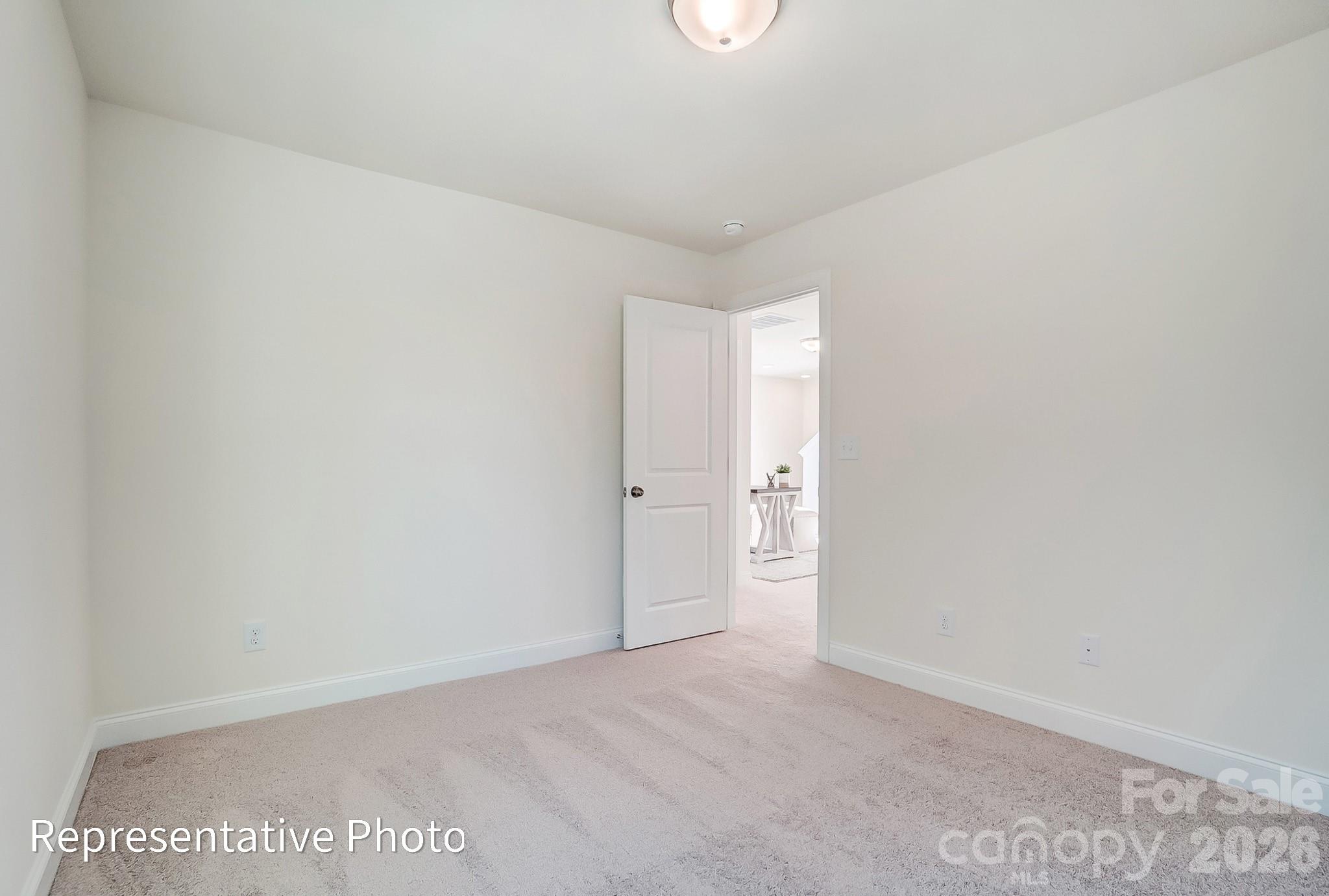 13127 Foxberry Road — Charlotte