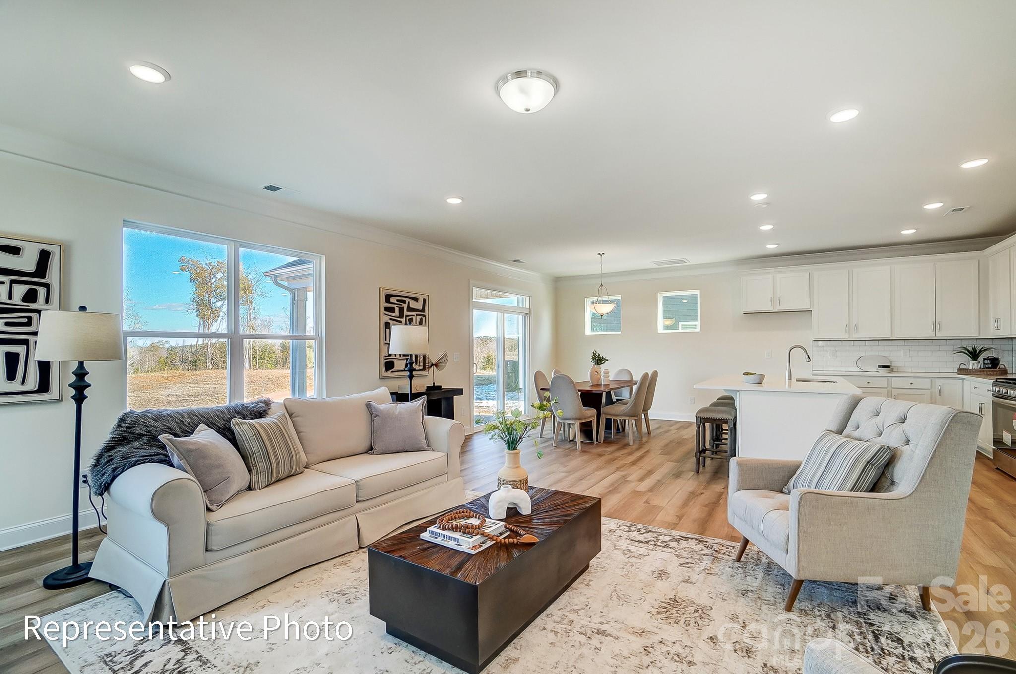 13127 Foxberry Road — Charlotte