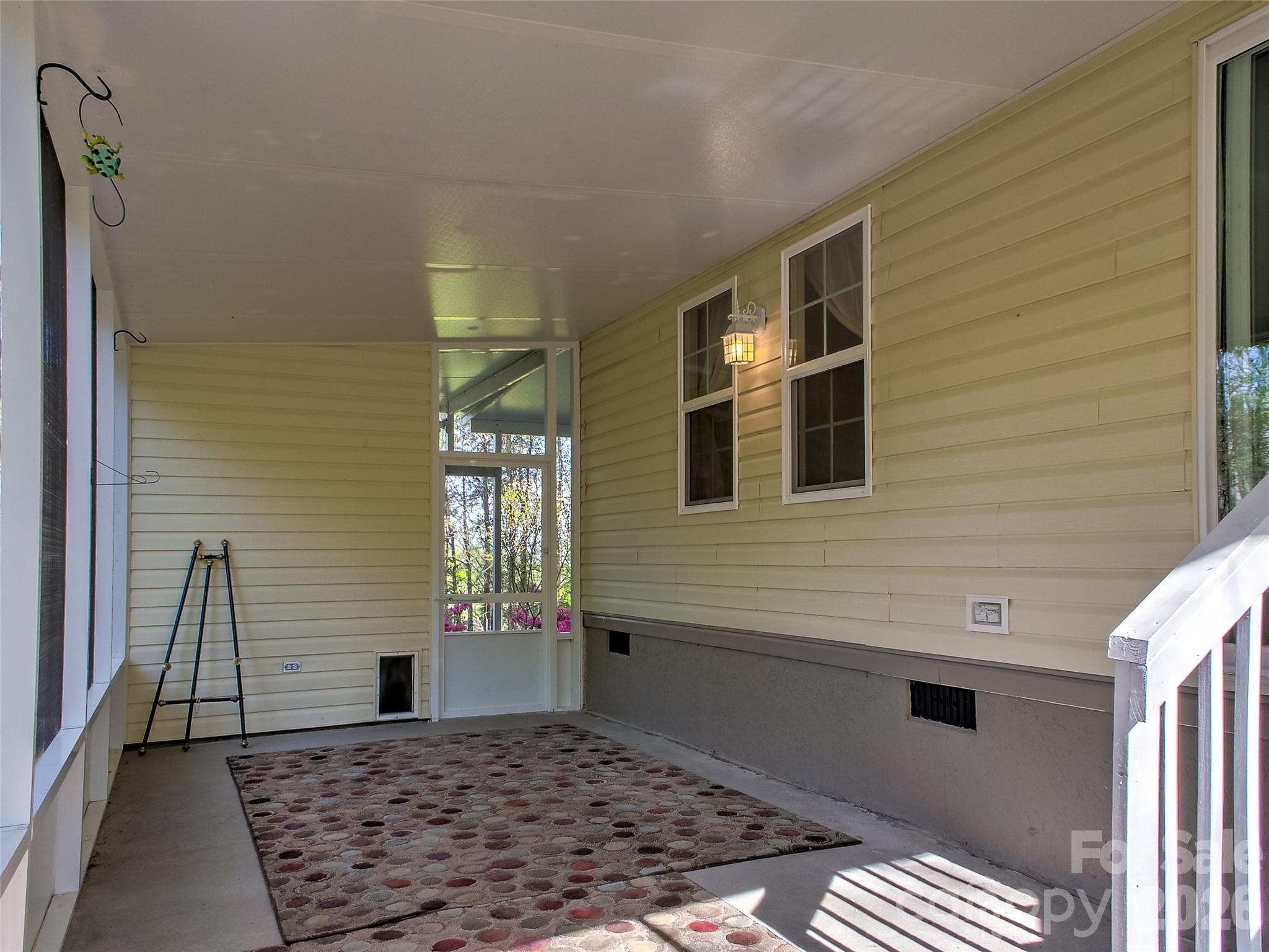 11 Rector Road — Weaverville