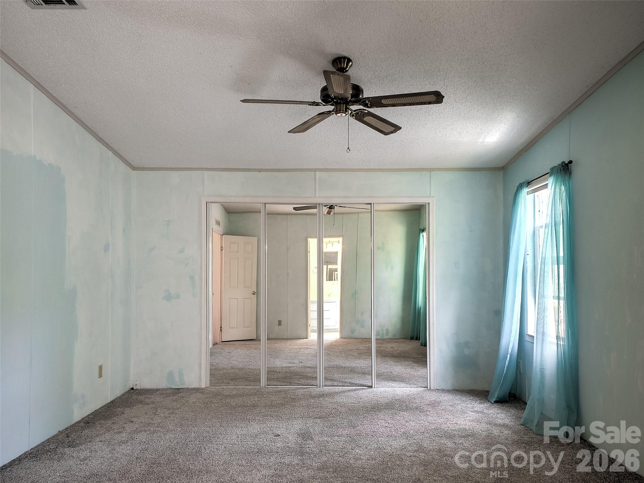 11 Rector Road — Weaverville