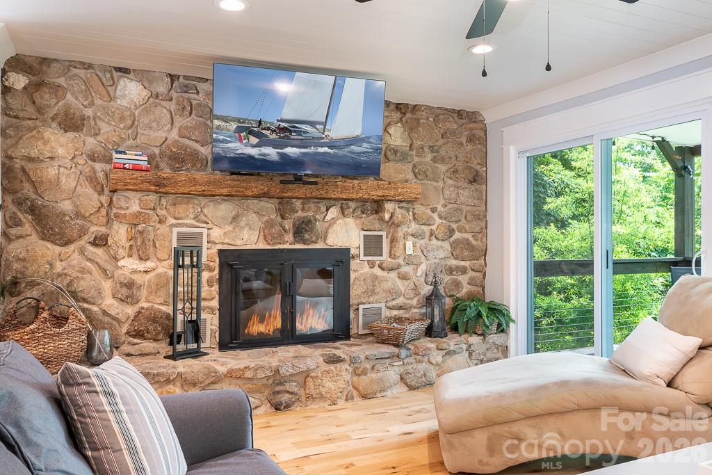 118 Waterfowl Lane — Mooresville