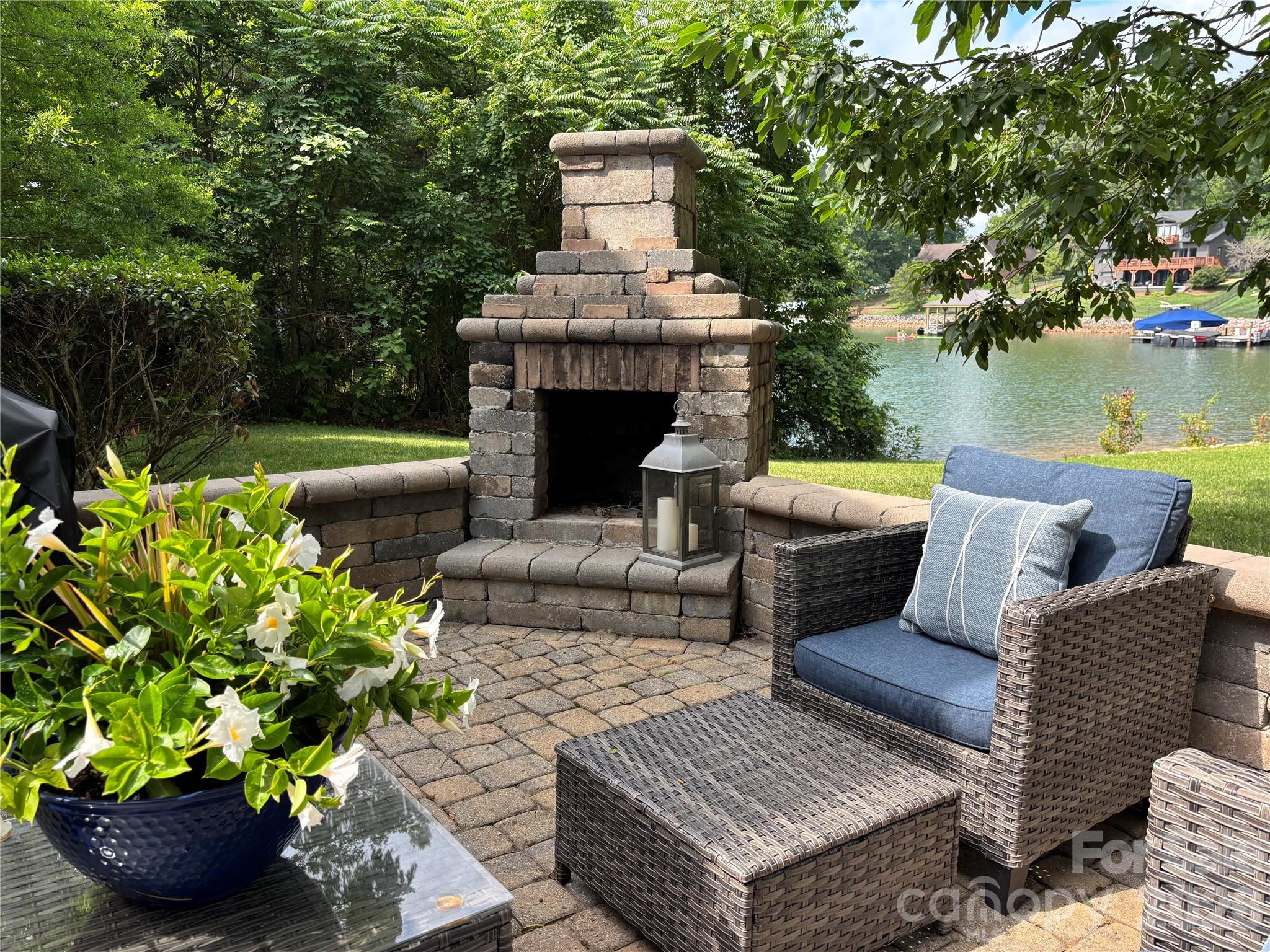 118 Waterfowl Lane — Mooresville