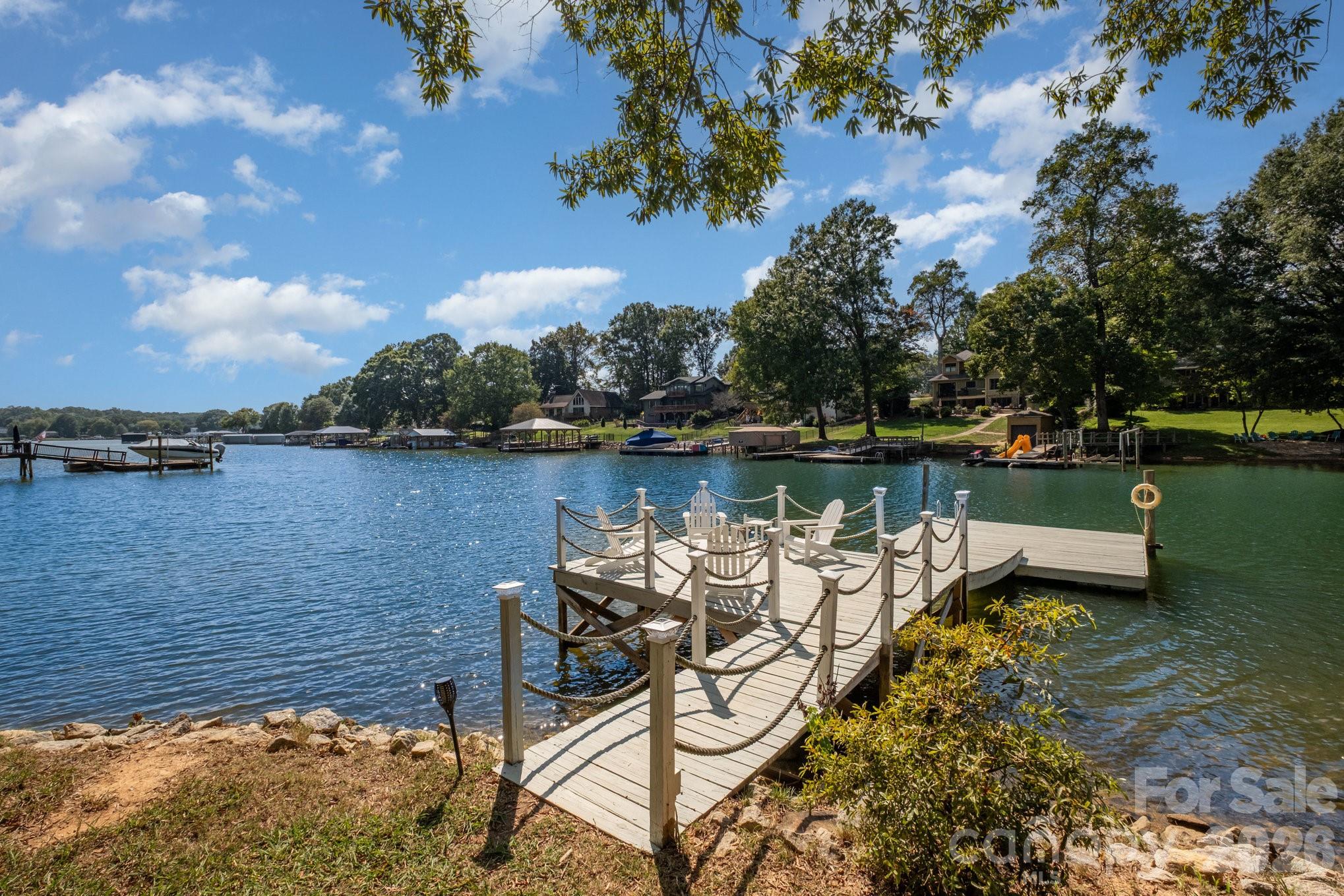 118 Waterfowl Lane — Mooresville