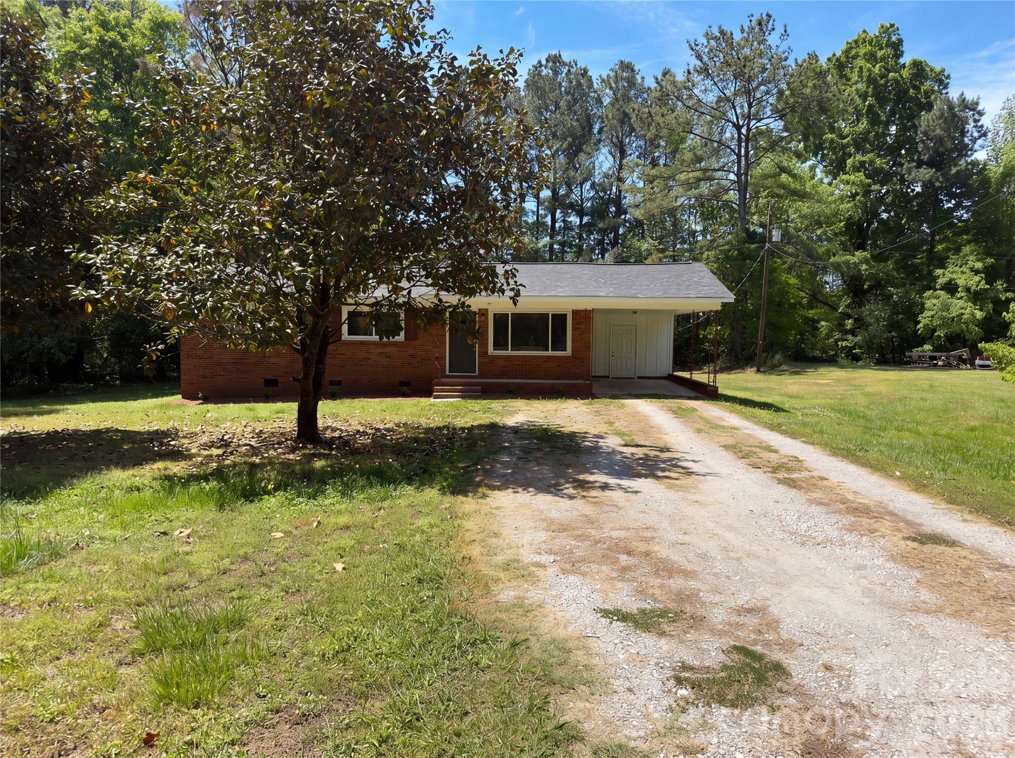 2155 Airdale Road — Lancaster