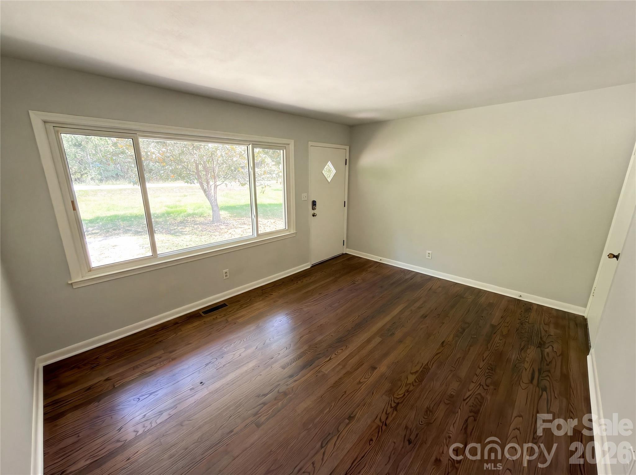 2155 Airdale Road — Lancaster