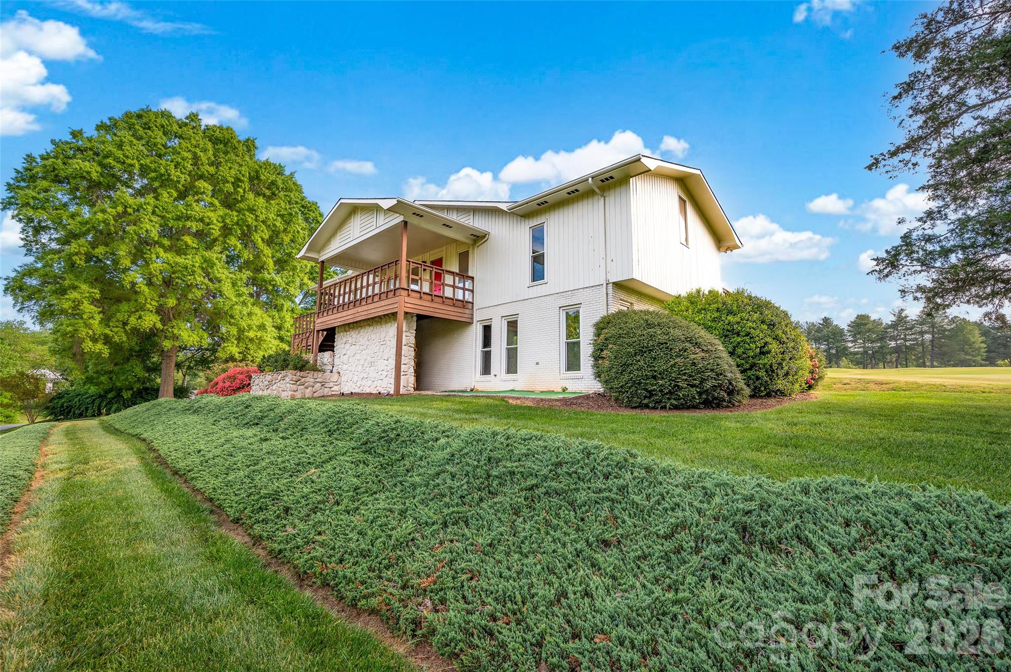 443 W Gleneagles Road — Statesville