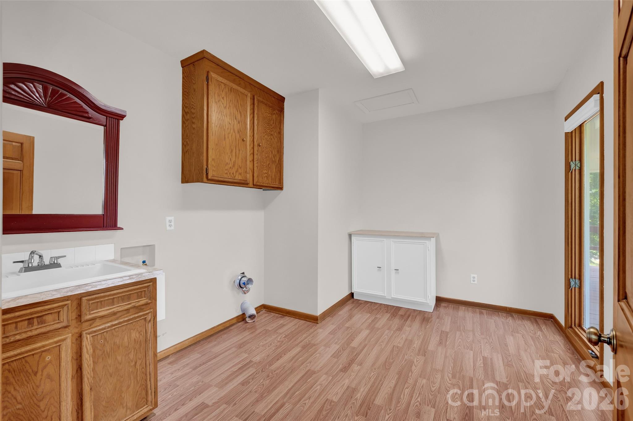 443 W Gleneagles Road — Statesville