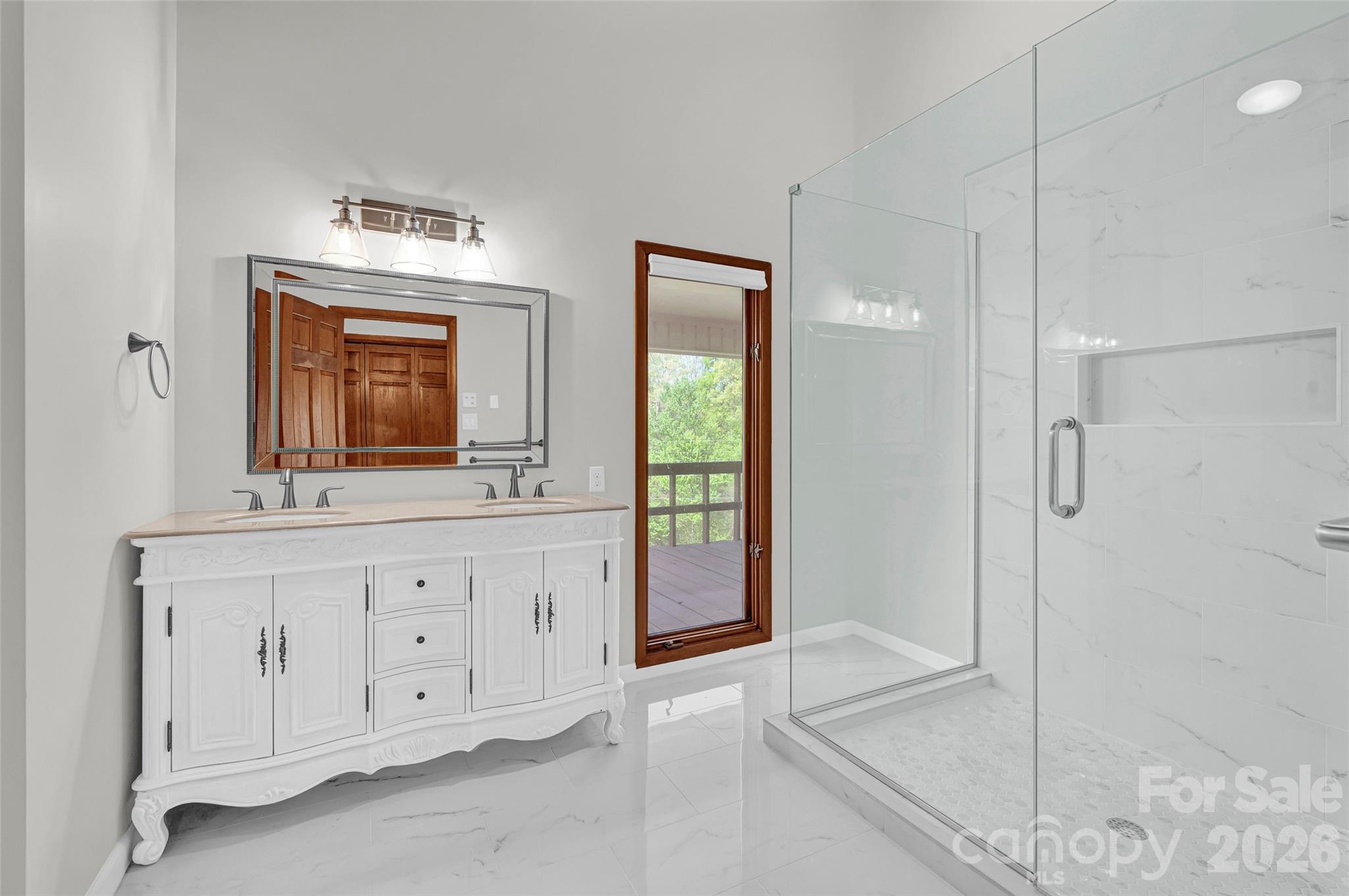 443 W Gleneagles Road — Statesville