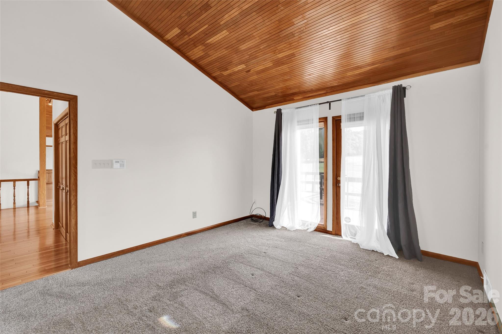 443 W Gleneagles Road — Statesville