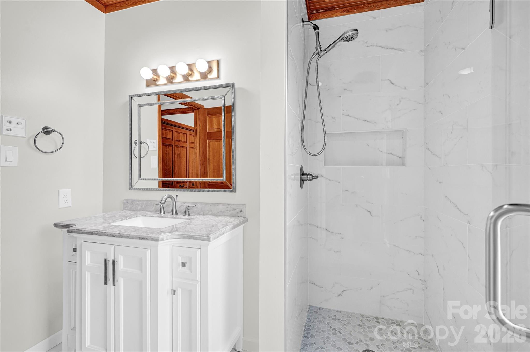 443 W Gleneagles Road — Statesville