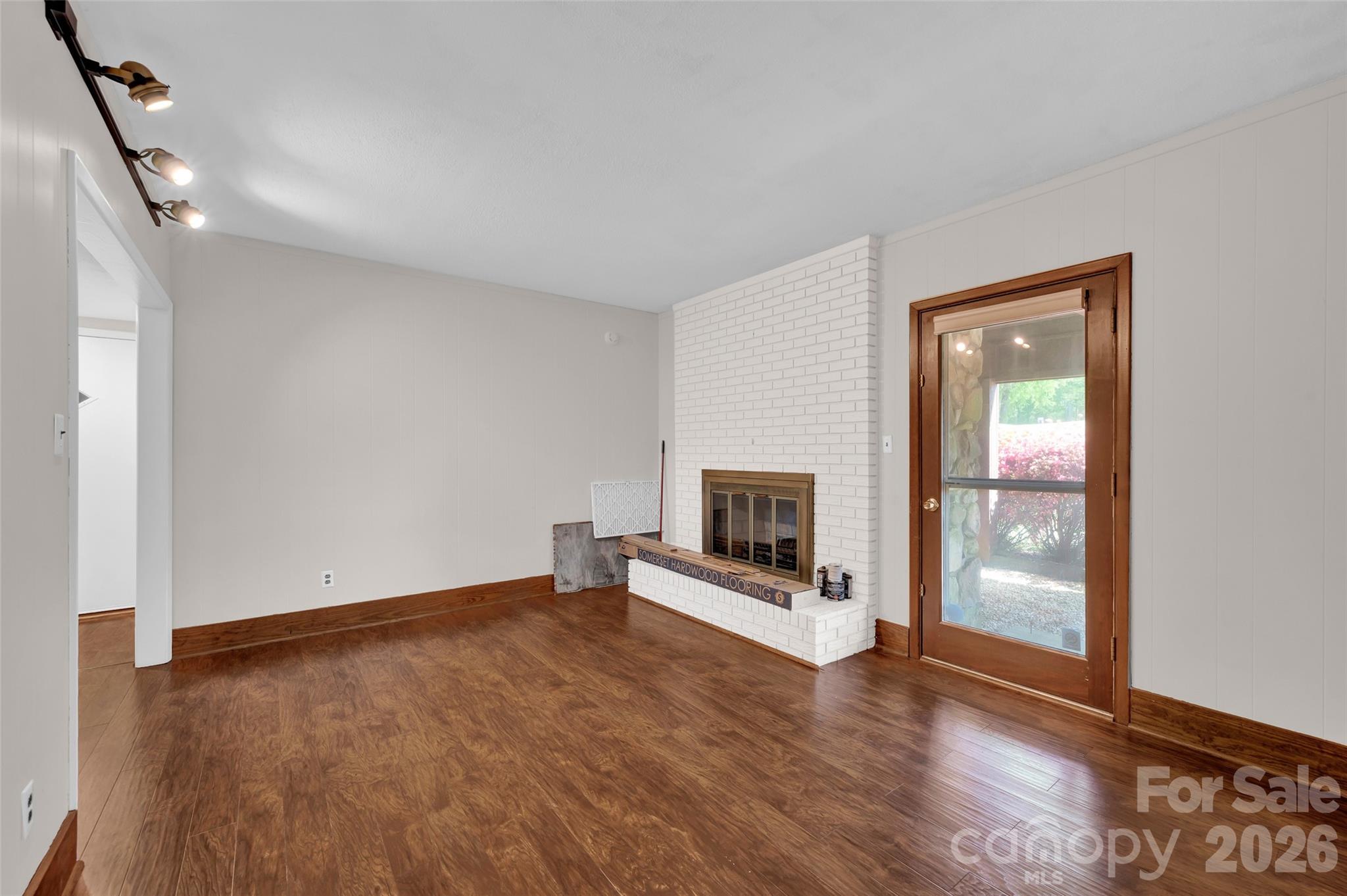 443 W Gleneagles Road — Statesville