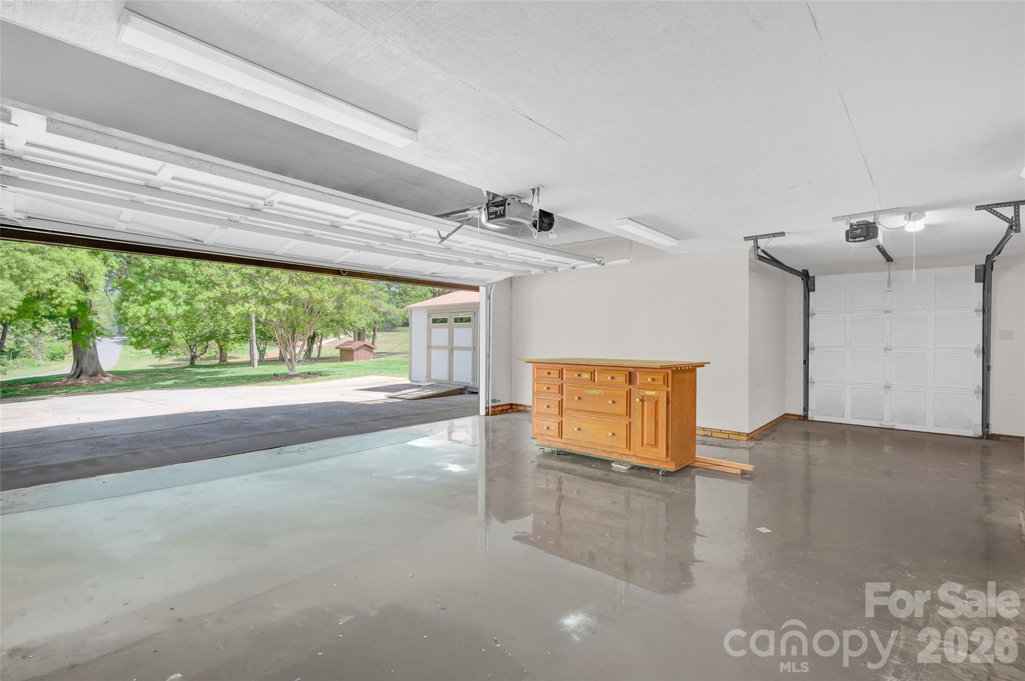 443 W Gleneagles Road — Statesville