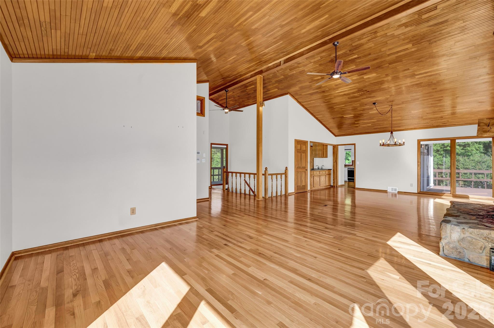 443 W Gleneagles Road — Statesville