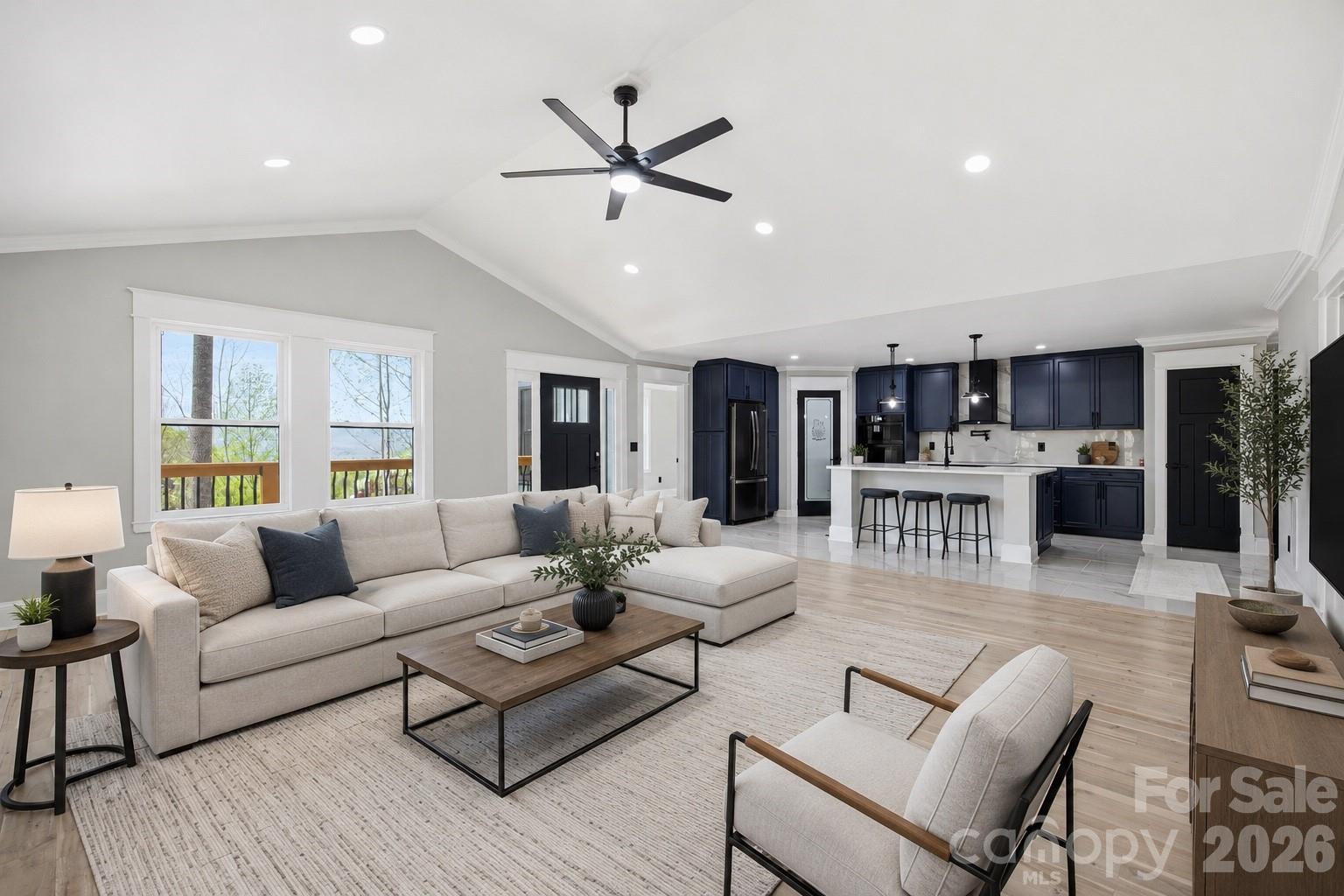 276 Coopers Drive — Hendersonville