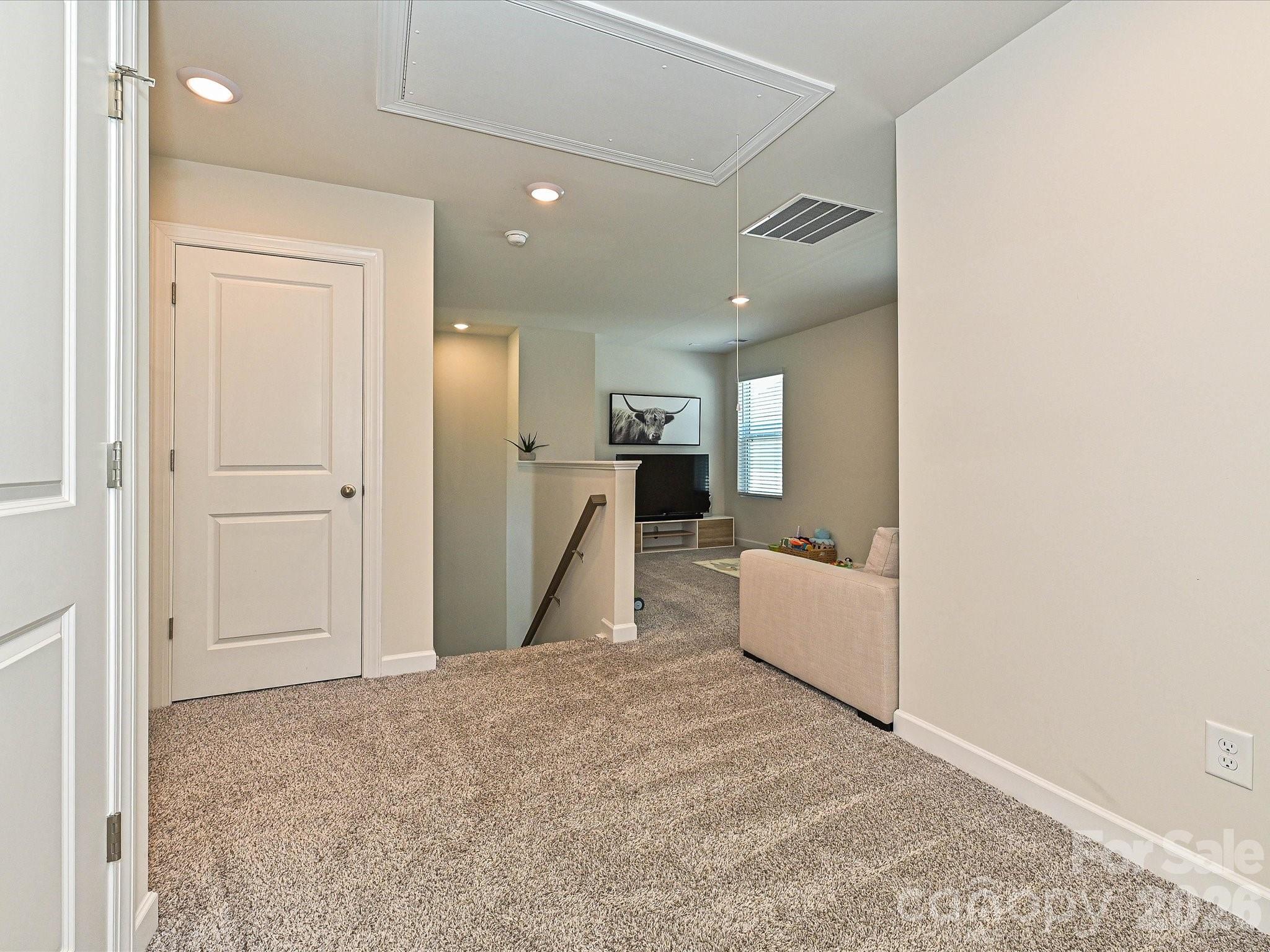 11202 Broadbent Court — Charlotte