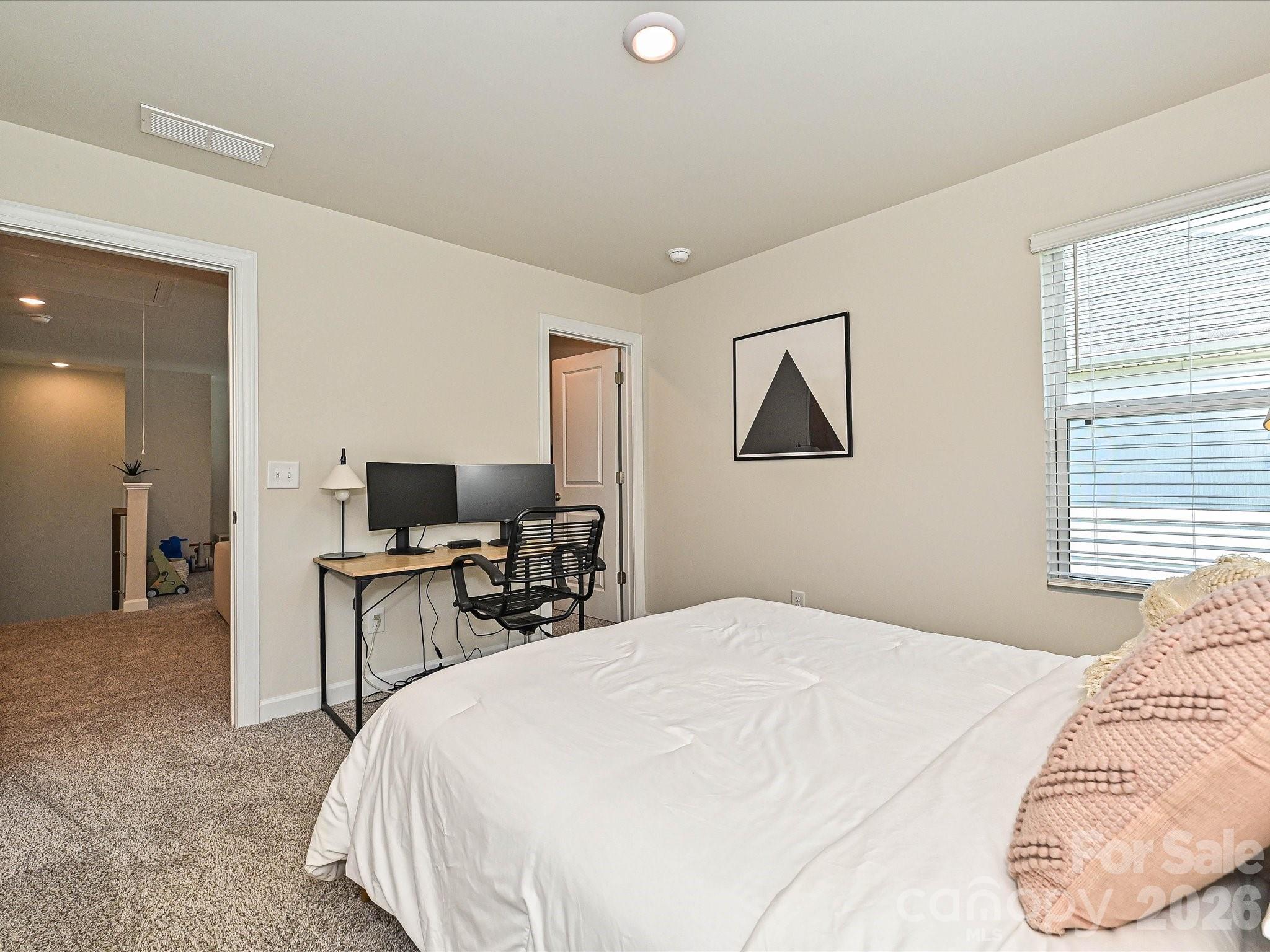 11202 Broadbent Court — Charlotte