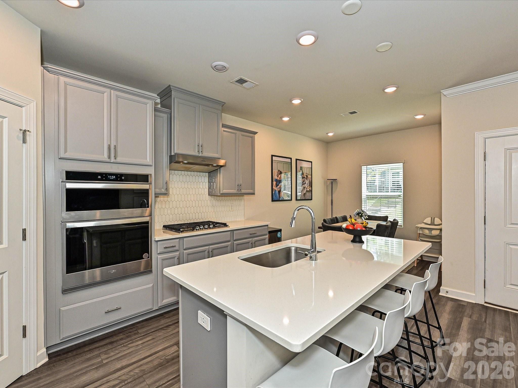 11202 Broadbent Court — Charlotte