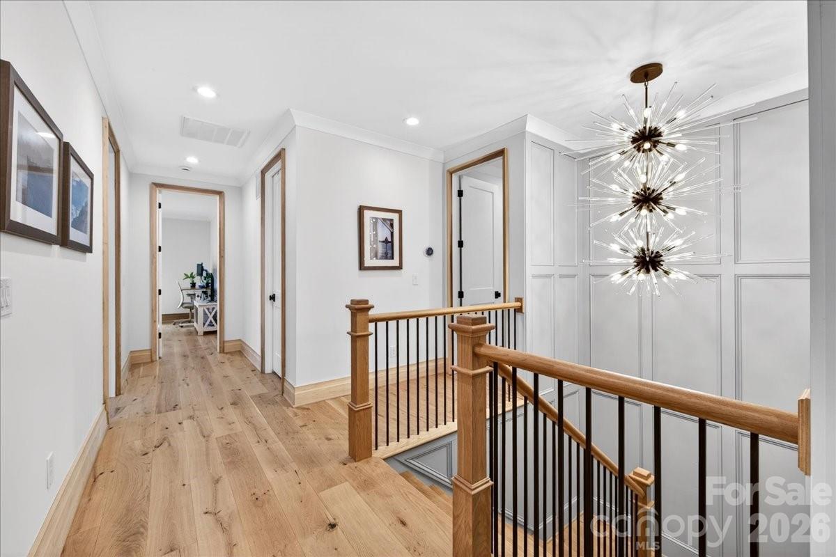 725 Hillside Avenue — Charlotte