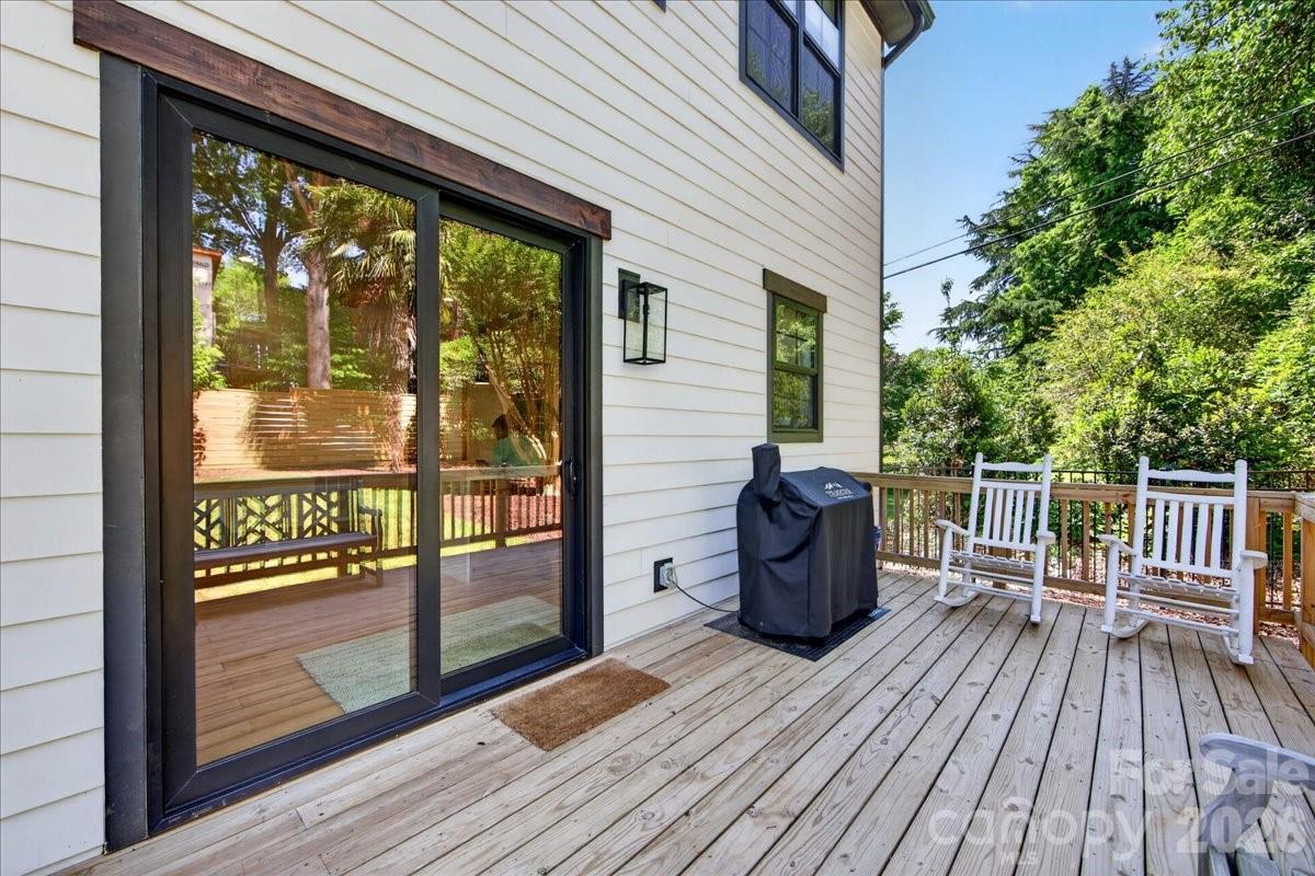 725 Hillside Avenue — Charlotte