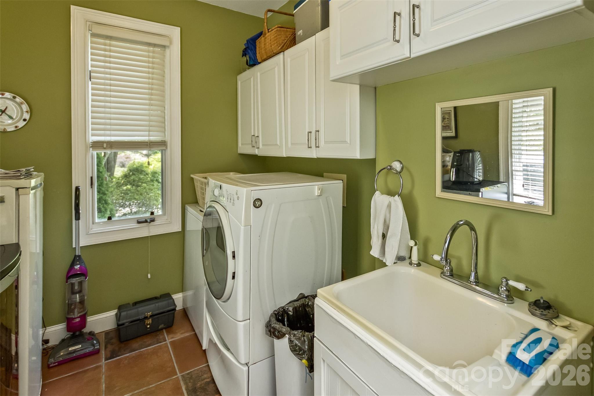 25 Windsong Drive — Fairview