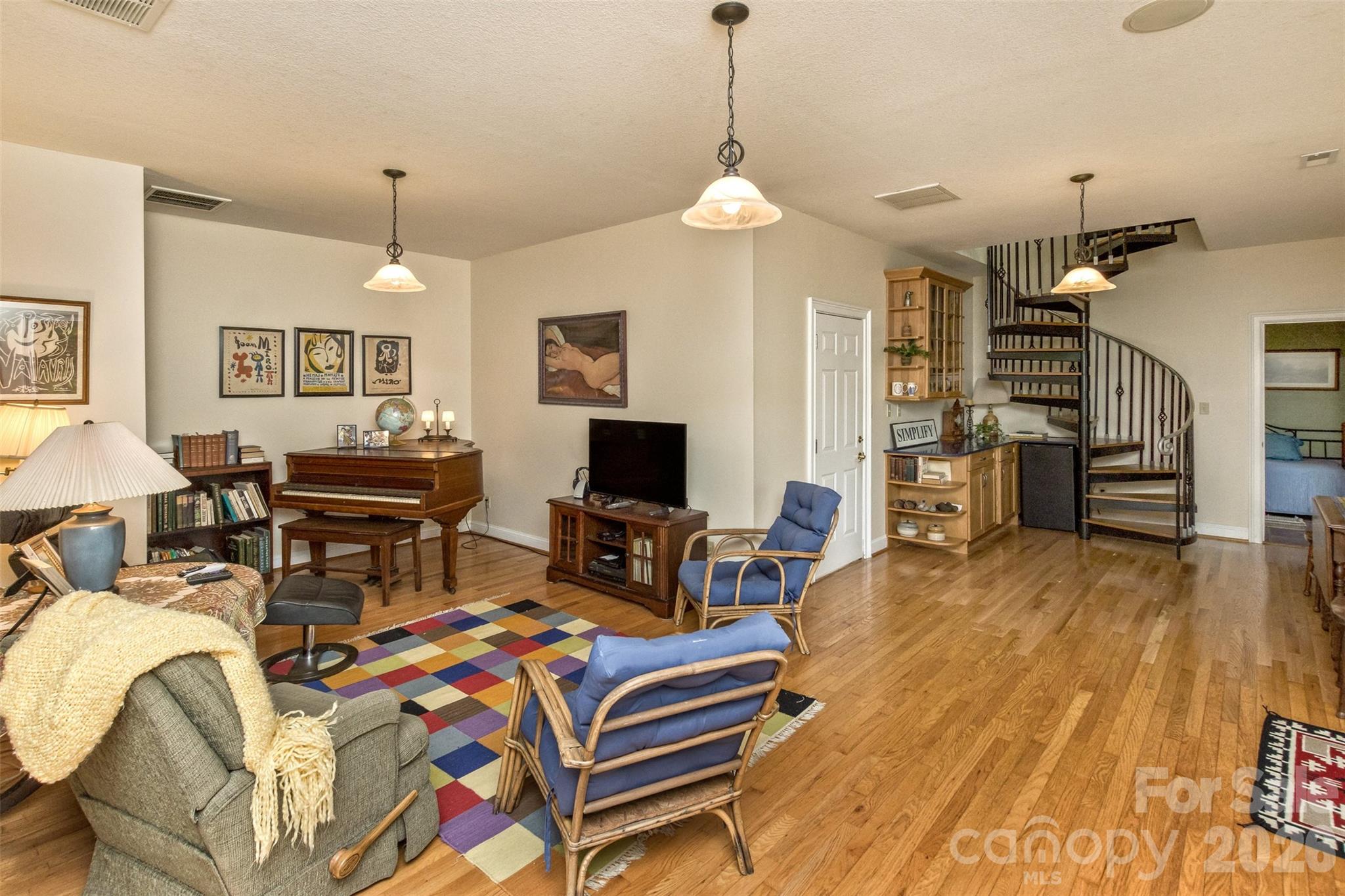 25 Windsong Drive — Fairview
