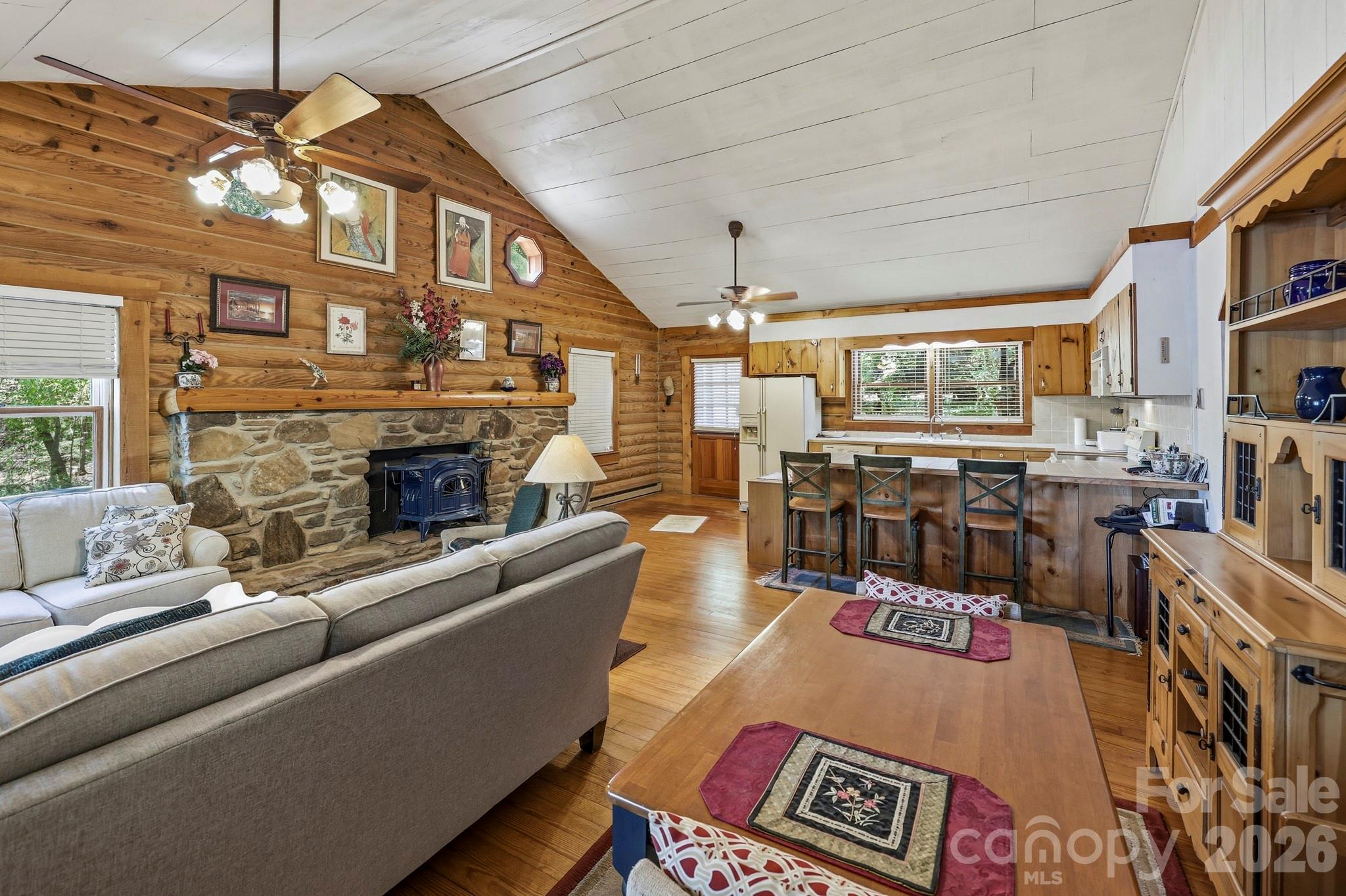 116 Teal Lane — Lake Lure