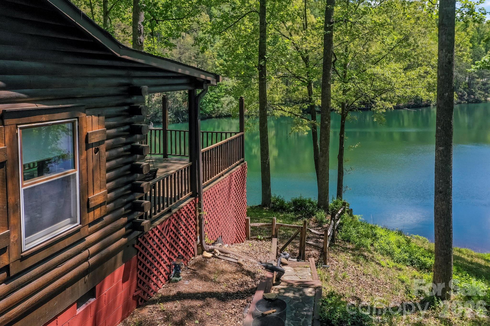 116 Teal Lane — Lake Lure