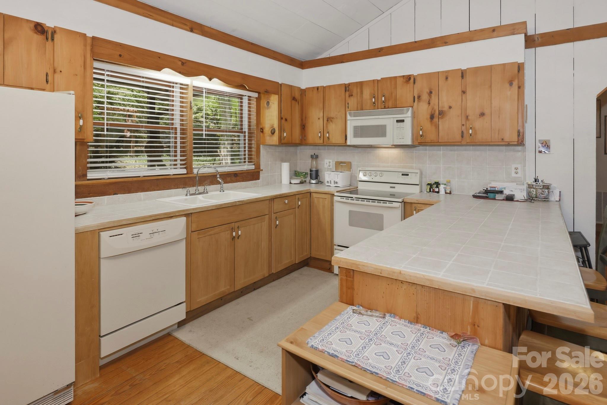 116 Teal Lane — Lake Lure