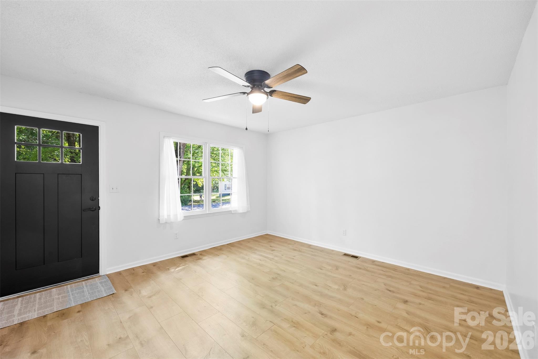 509 California Circle — York