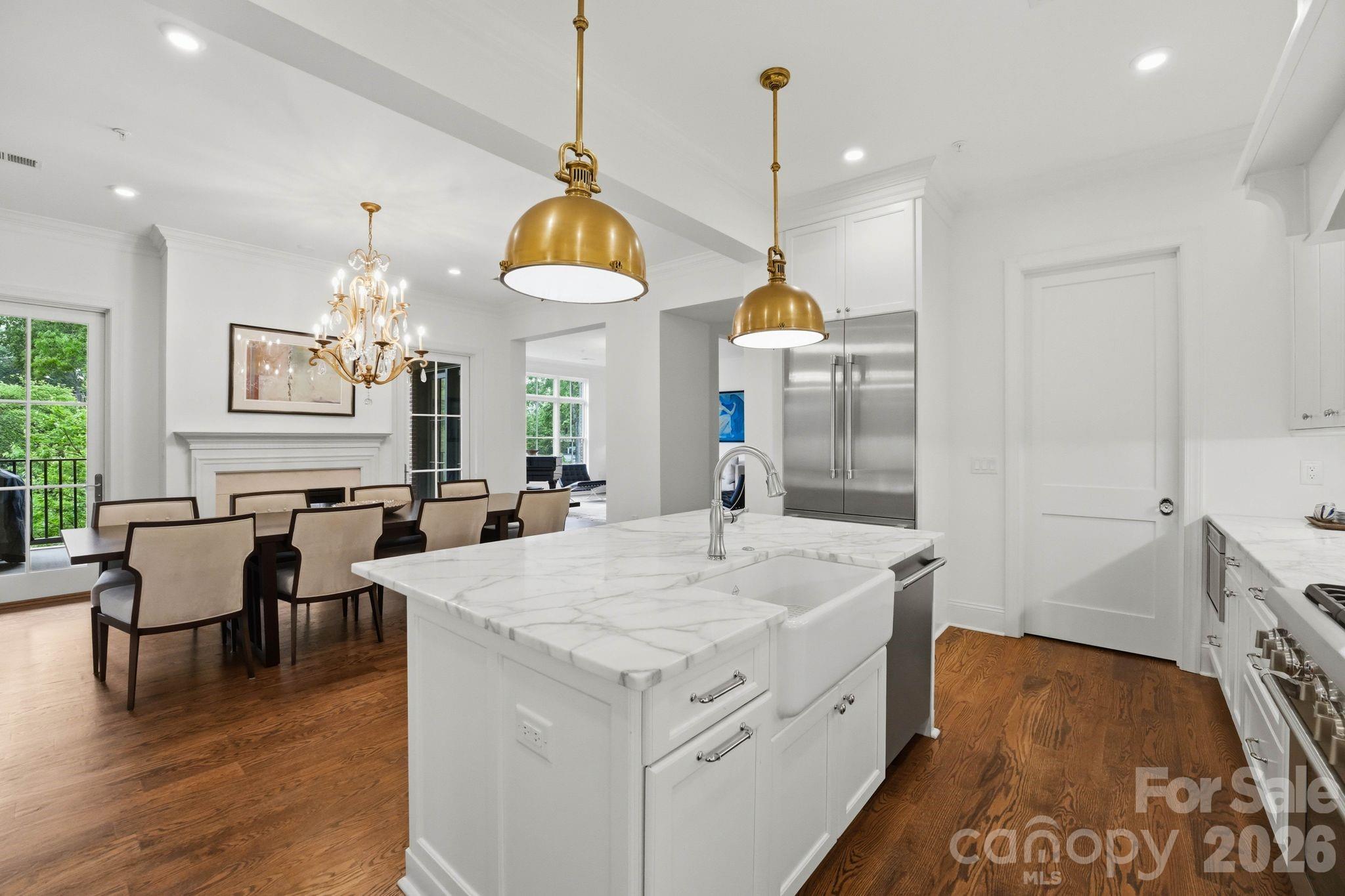 2312 Selwyn Avenue #202 — Charlotte