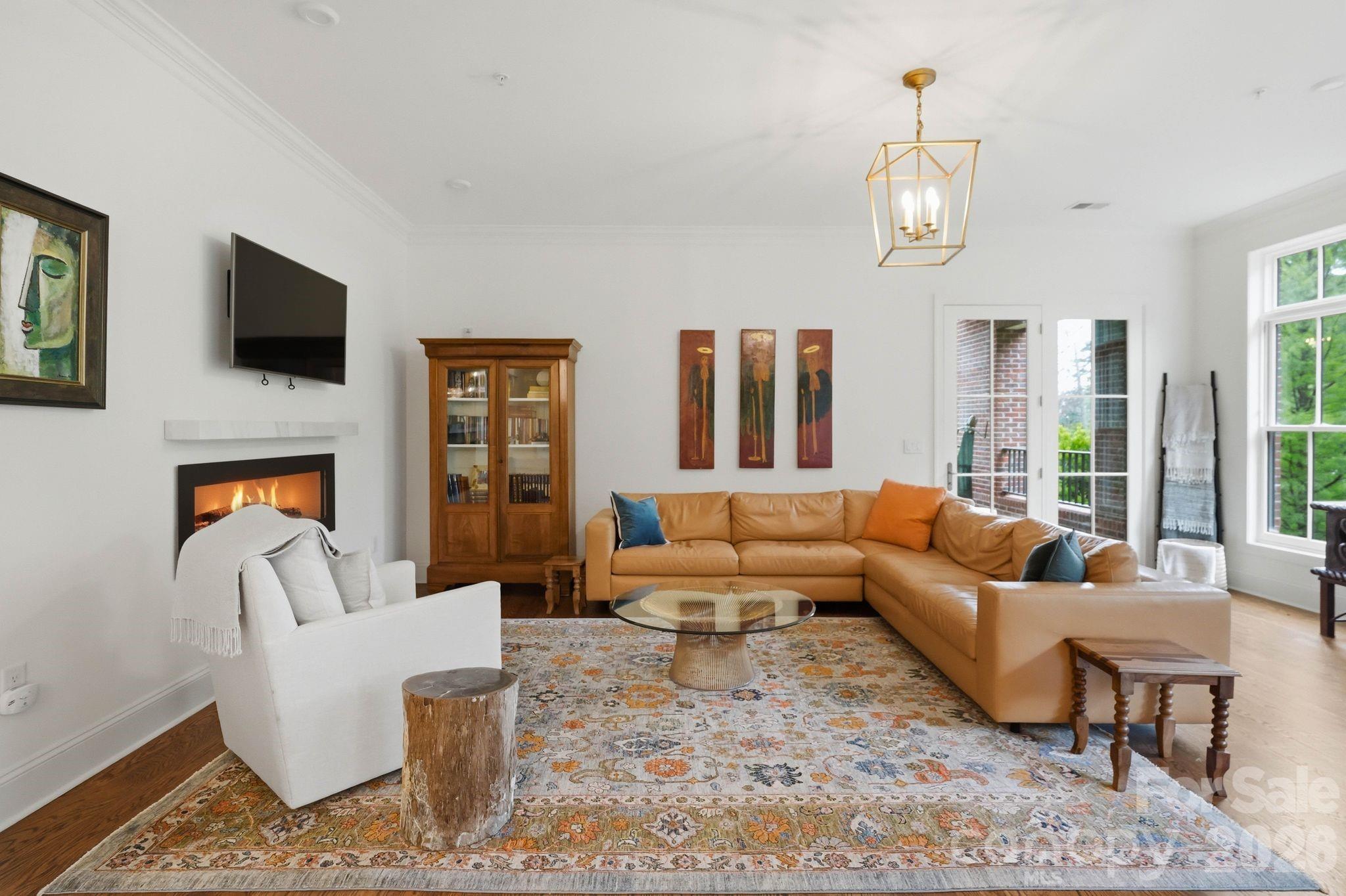 2312 Selwyn Avenue #202 — Charlotte