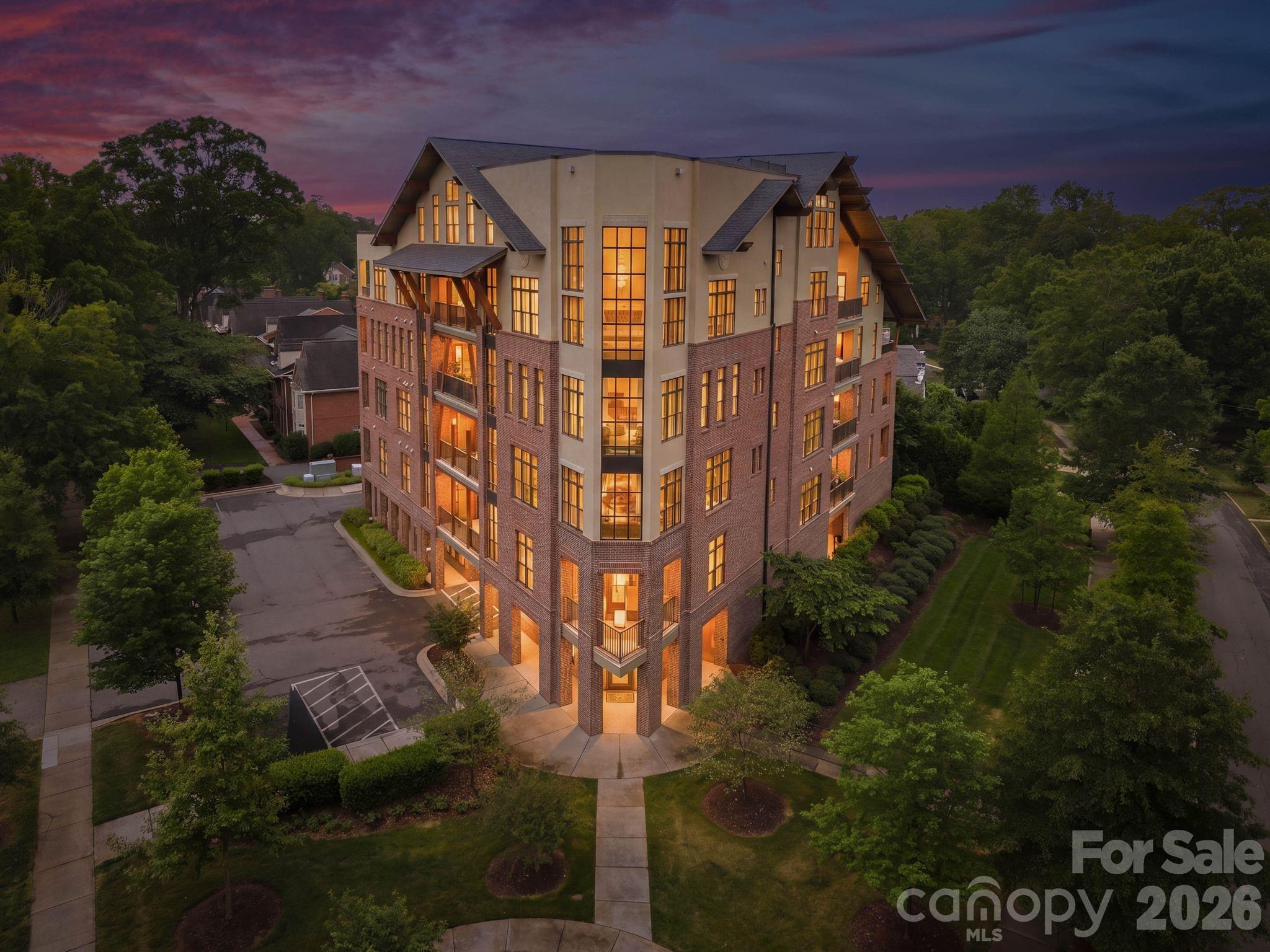 2312 Selwyn Avenue #202 — Charlotte