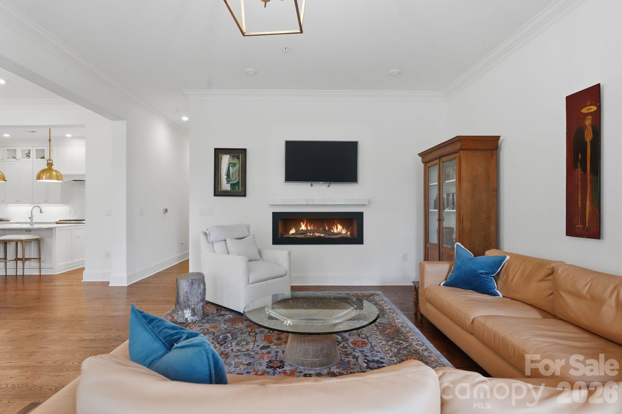 2312 Selwyn Avenue #202 — Charlotte
