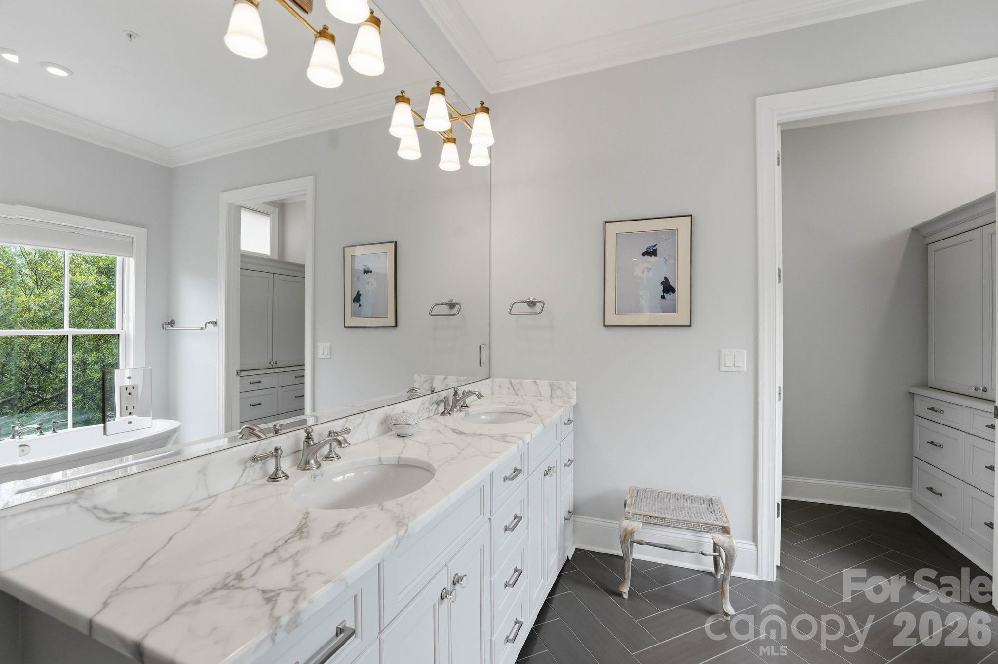 2312 Selwyn Avenue #202 — Charlotte