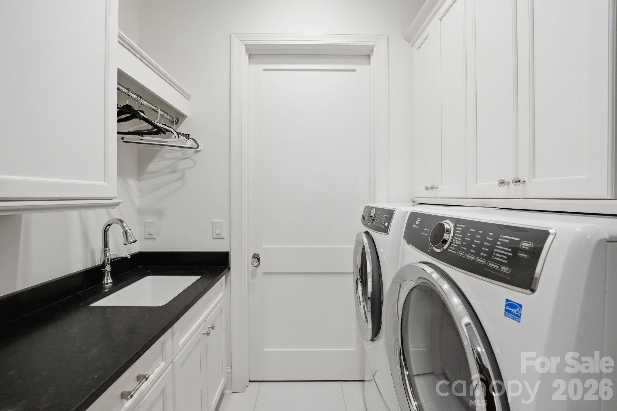 2312 Selwyn Avenue #202 — Charlotte