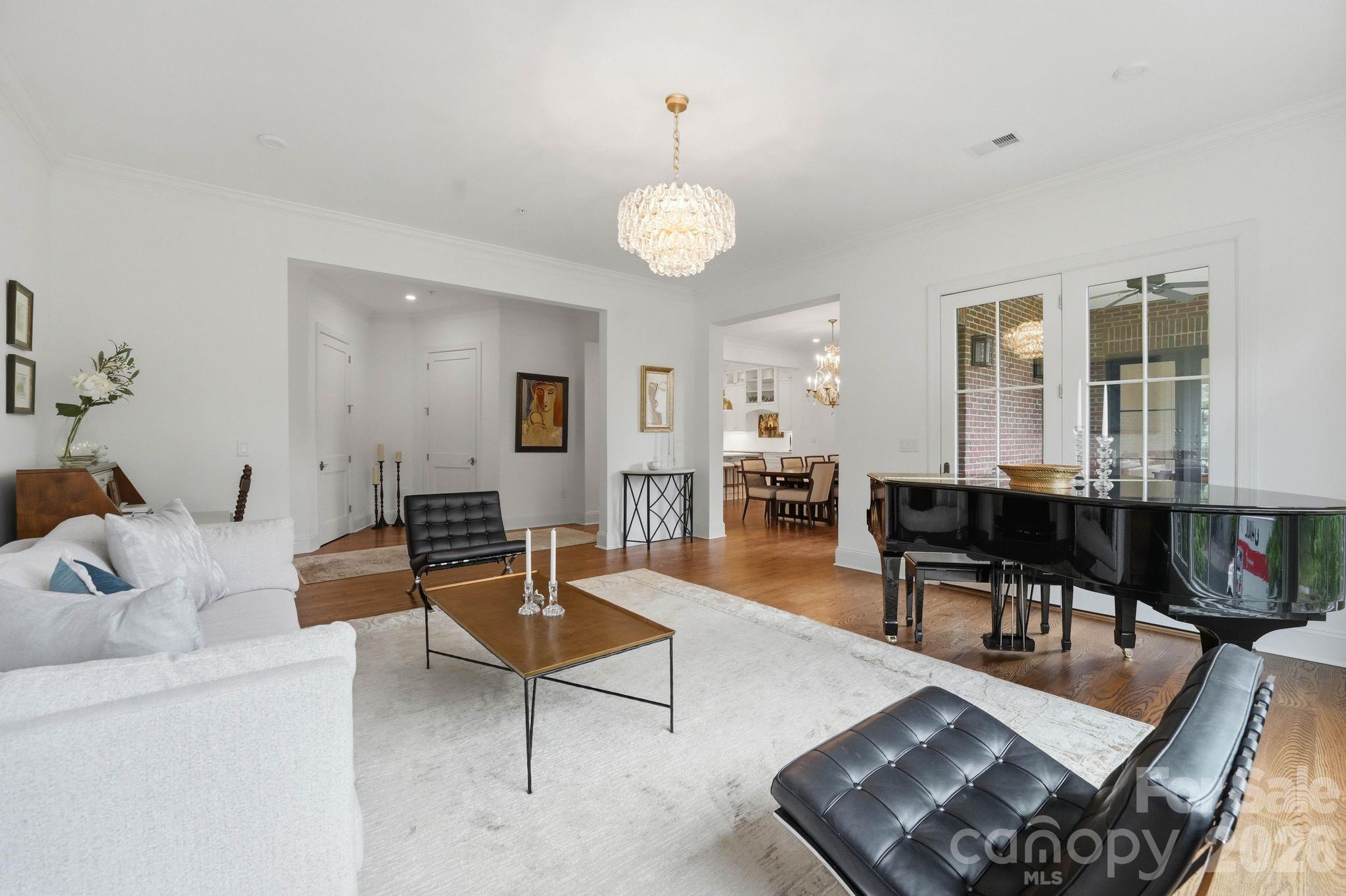 2312 Selwyn Avenue #202 — Charlotte