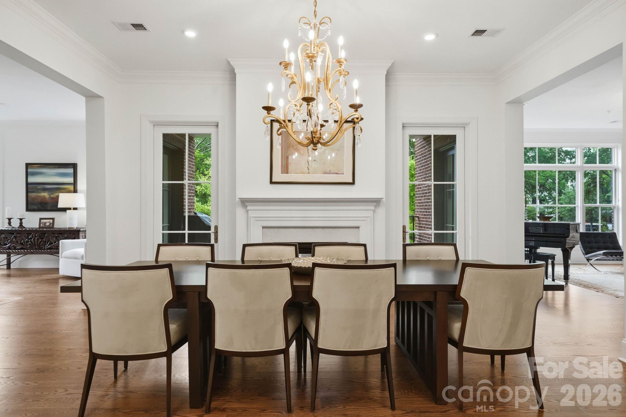 2312 Selwyn Avenue #202 — Charlotte