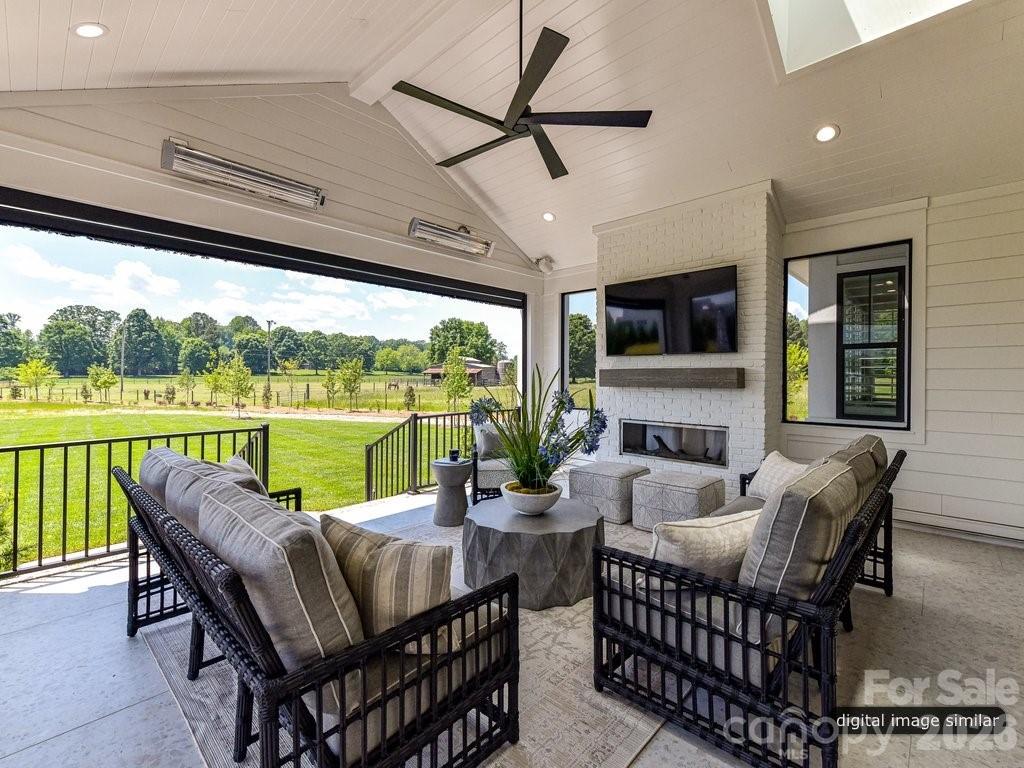 3133 Country Club Drive — Charlotte