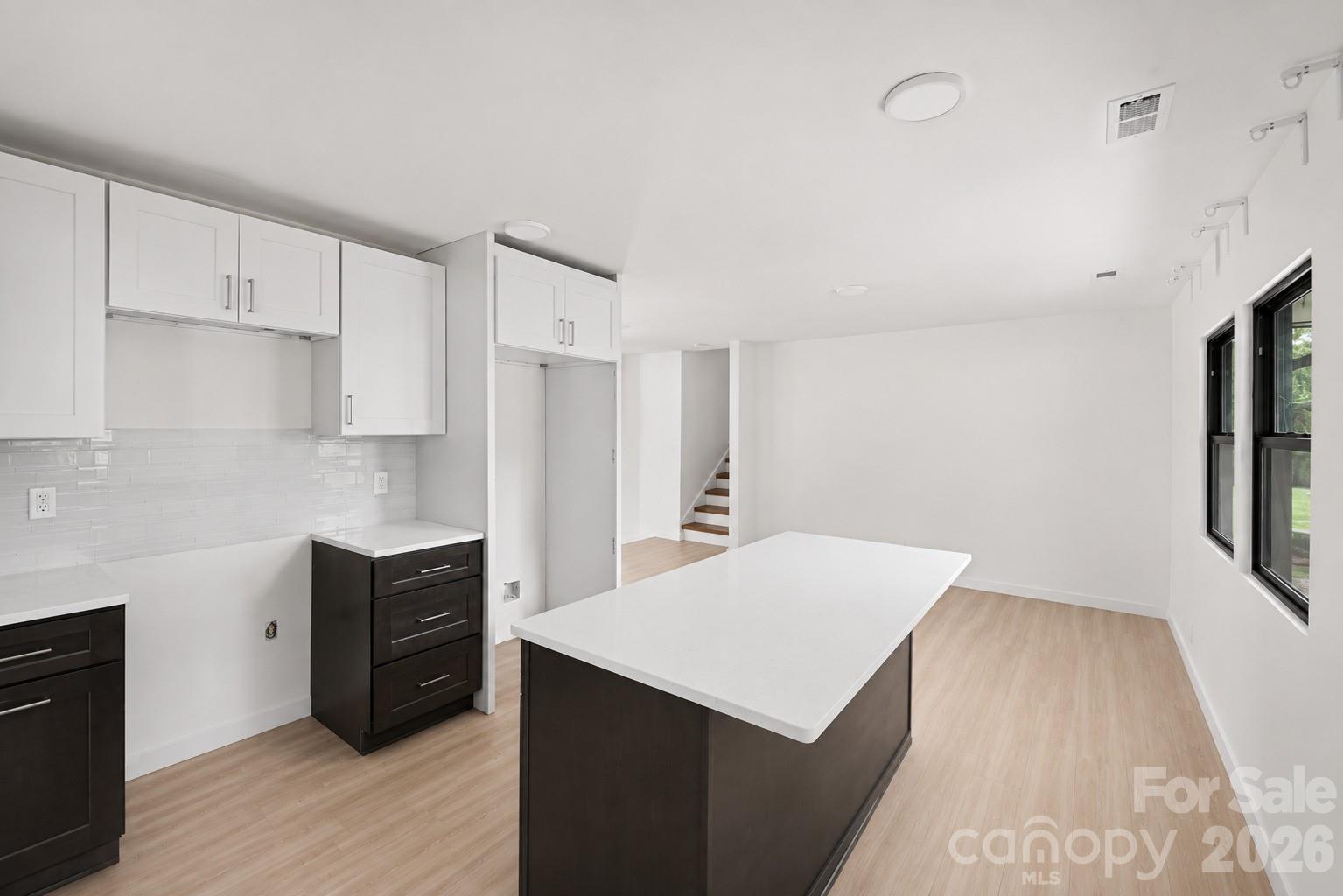 3801 Woodleaf Road — Charlotte