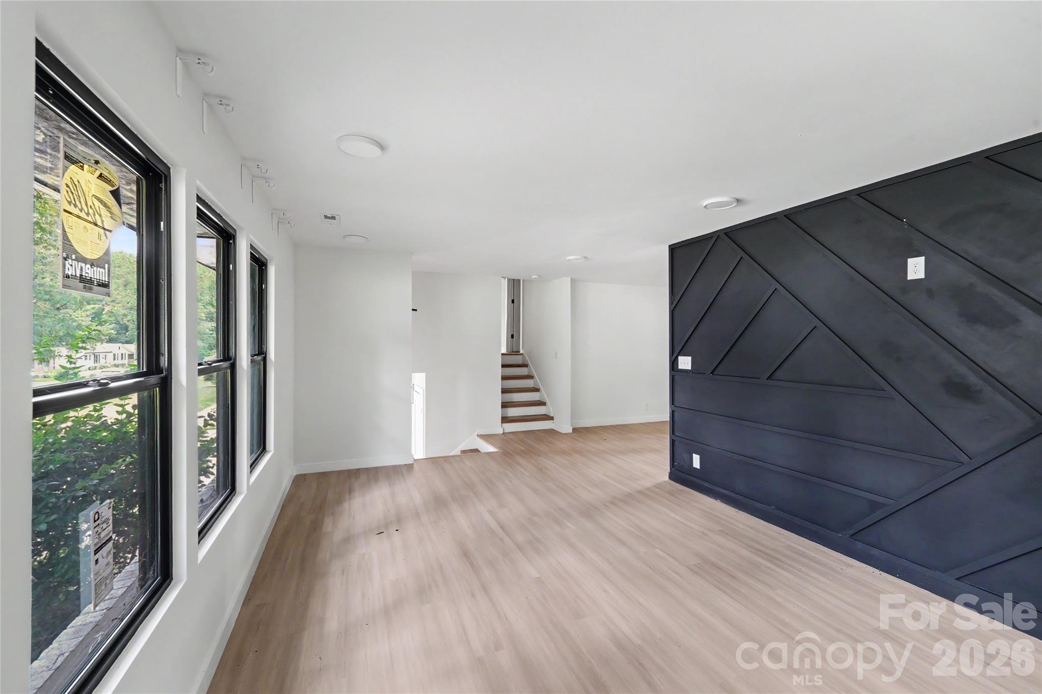 3801 Woodleaf Road — Charlotte