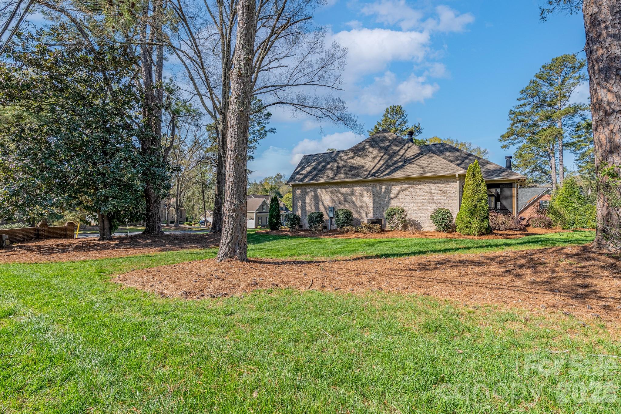677 Rutledge Avenue — Rock Hill