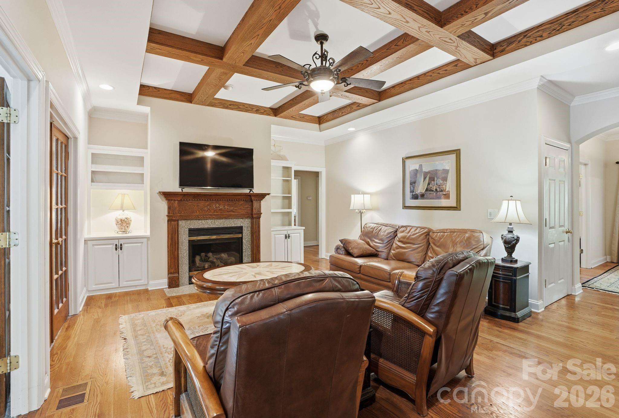 2275 River Road — Richfield